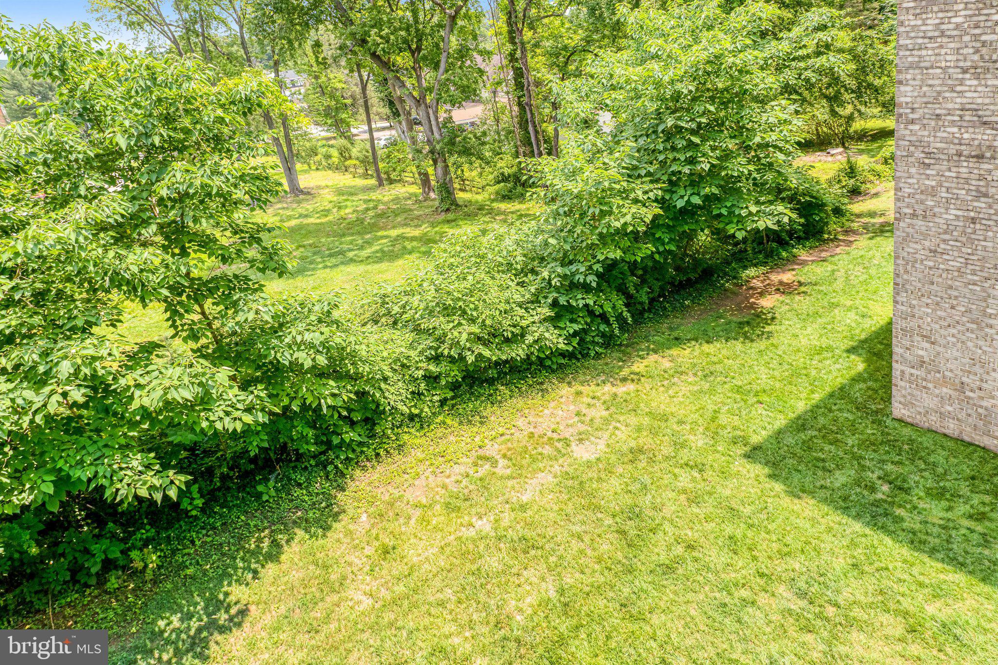 OCCOQUAN RIDGE CONDO - Residential
