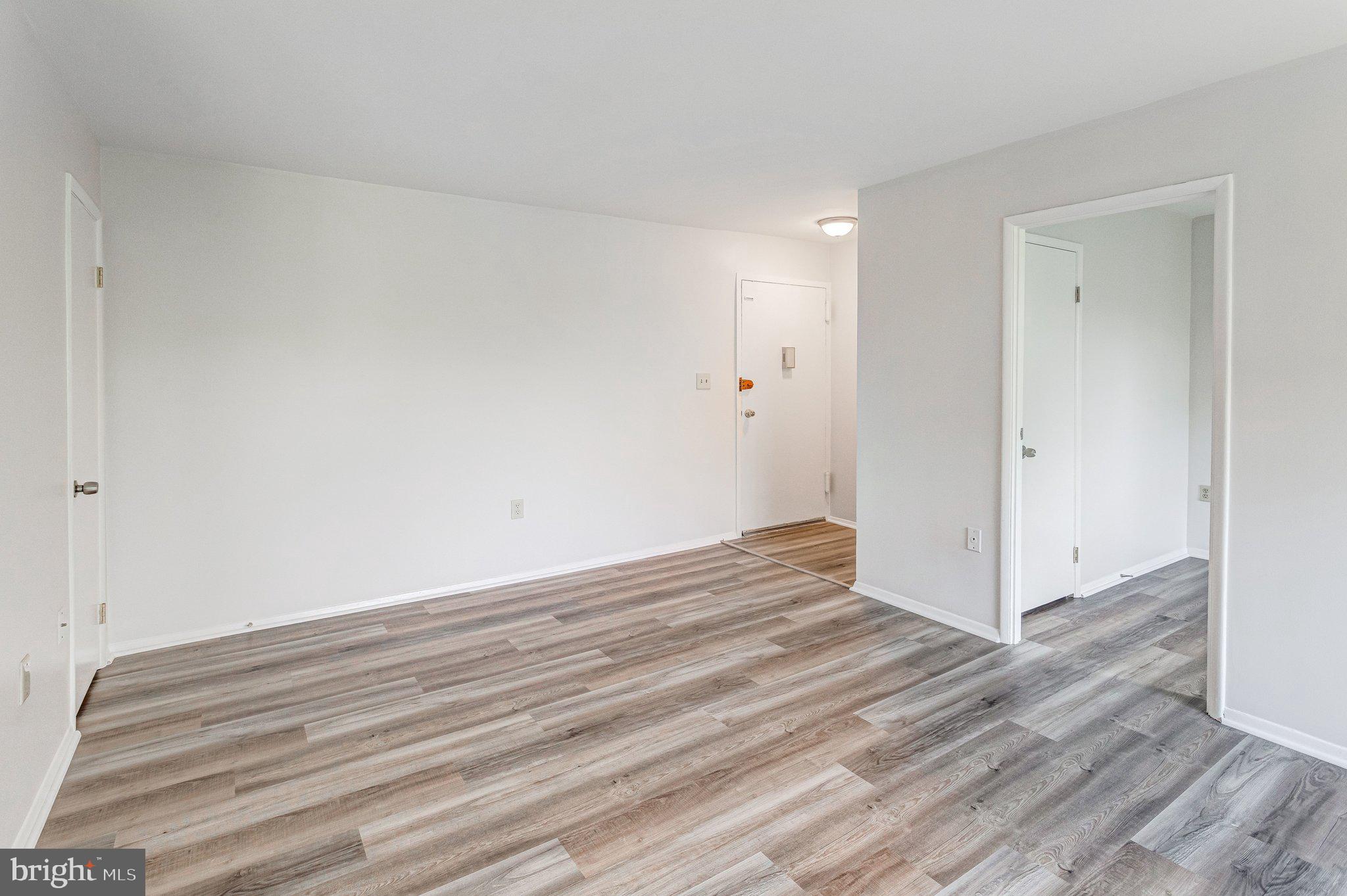 OCCOQUAN RIDGE CONDO - Residential