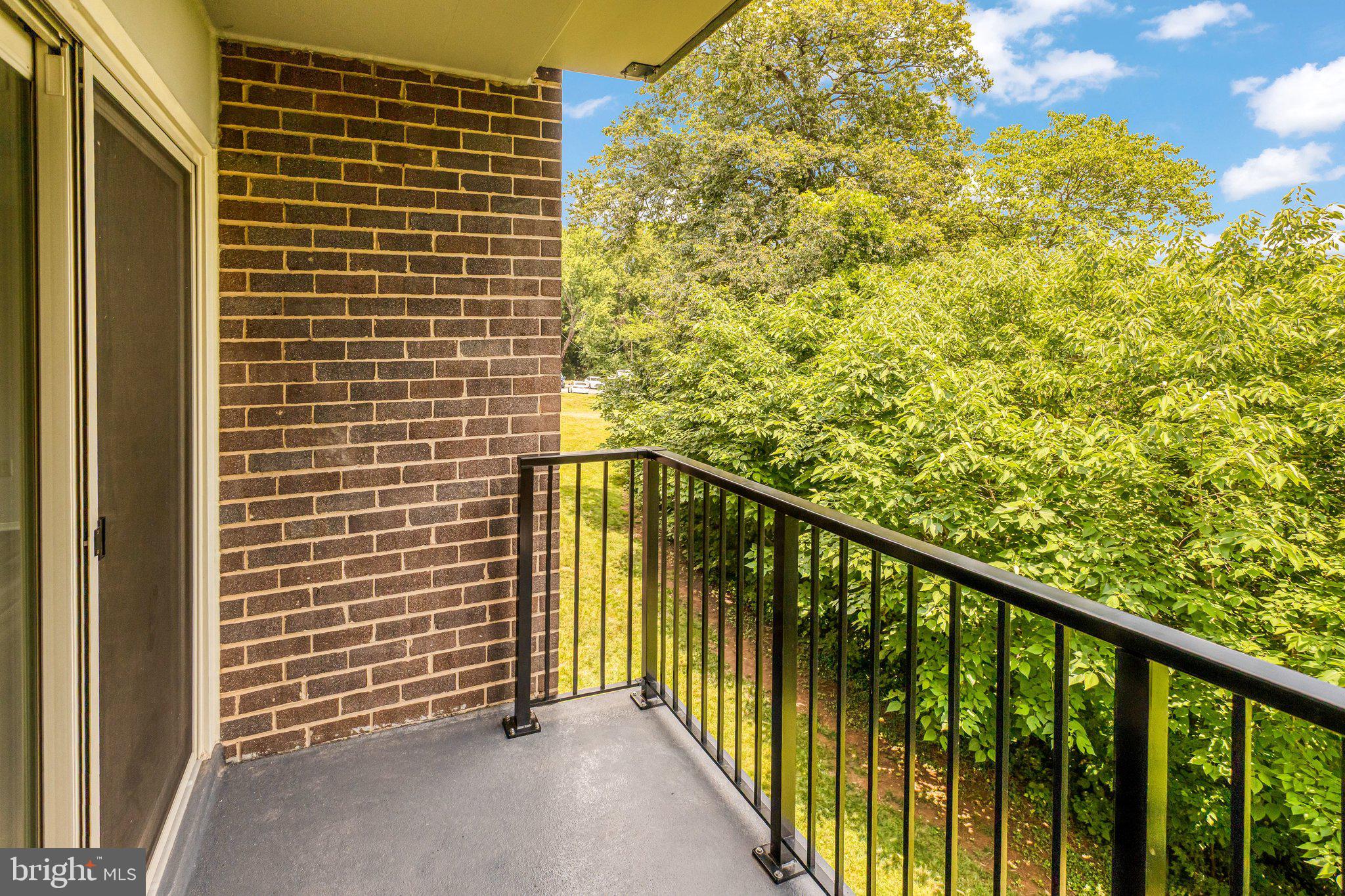 OCCOQUAN RIDGE CONDO - Residential