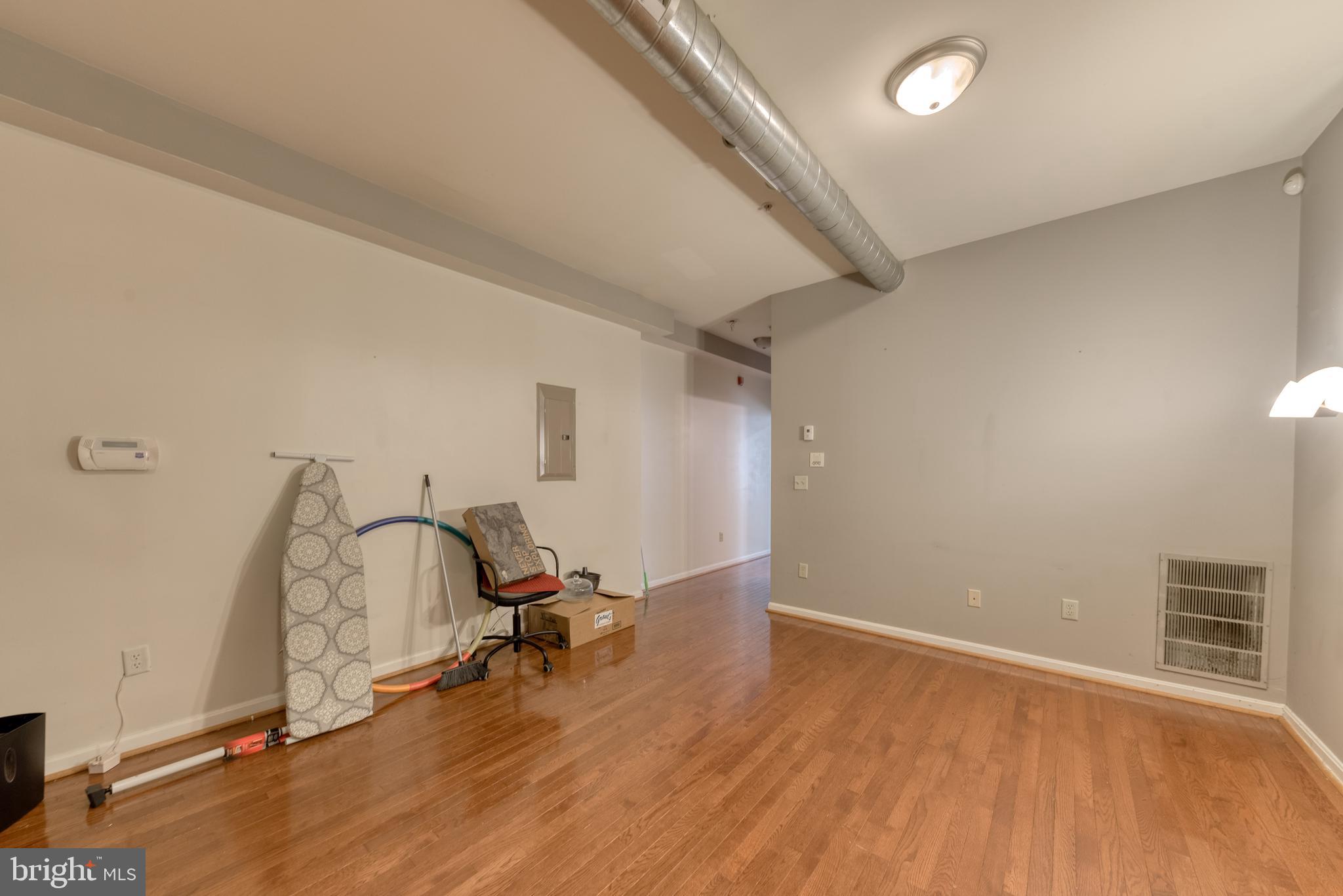 MOUNT VERNON PLACE HISTORIC DISTRICT - Residential Lease