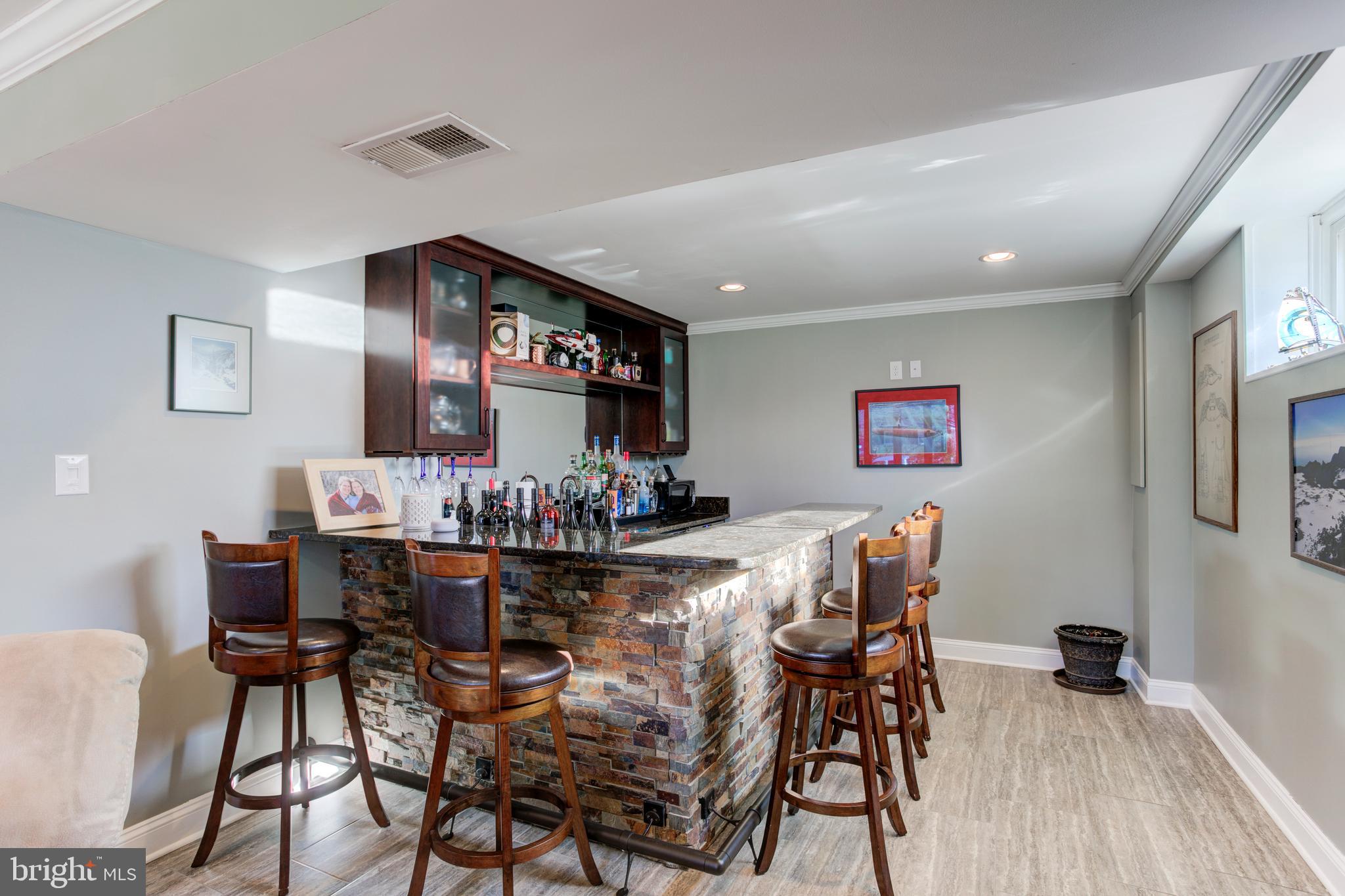 ANNANDALE WOODS - Residential
