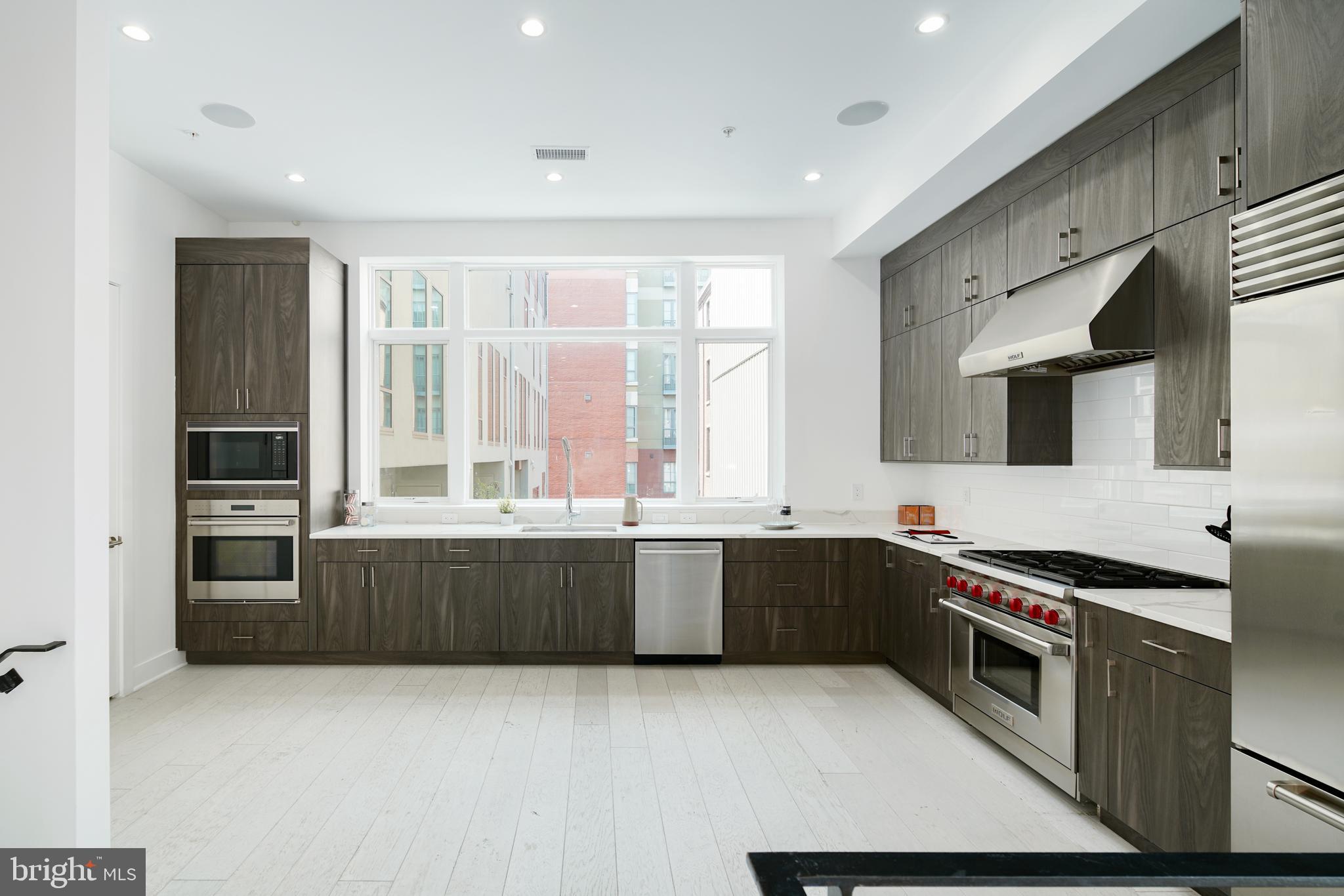 SOCIETY HILL - Residential