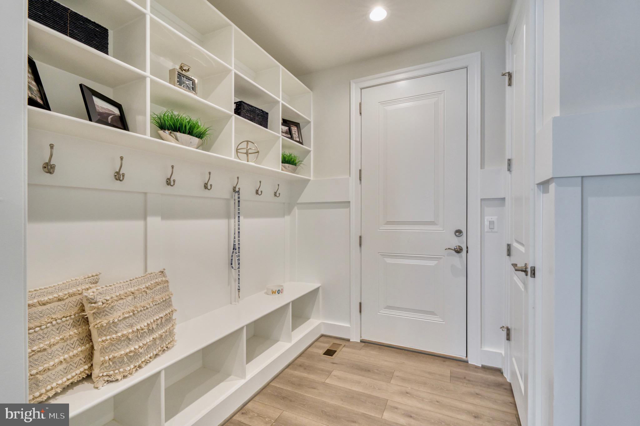 ROSEMONT - Residential
