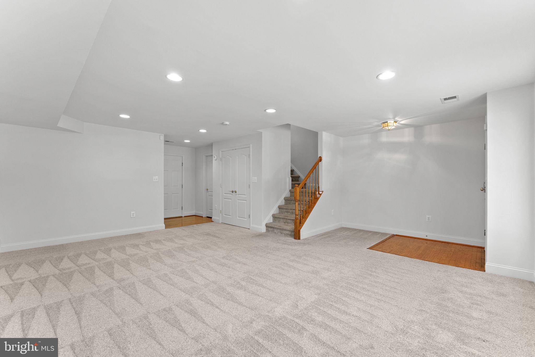 SOUTH VILLAGE - Residential