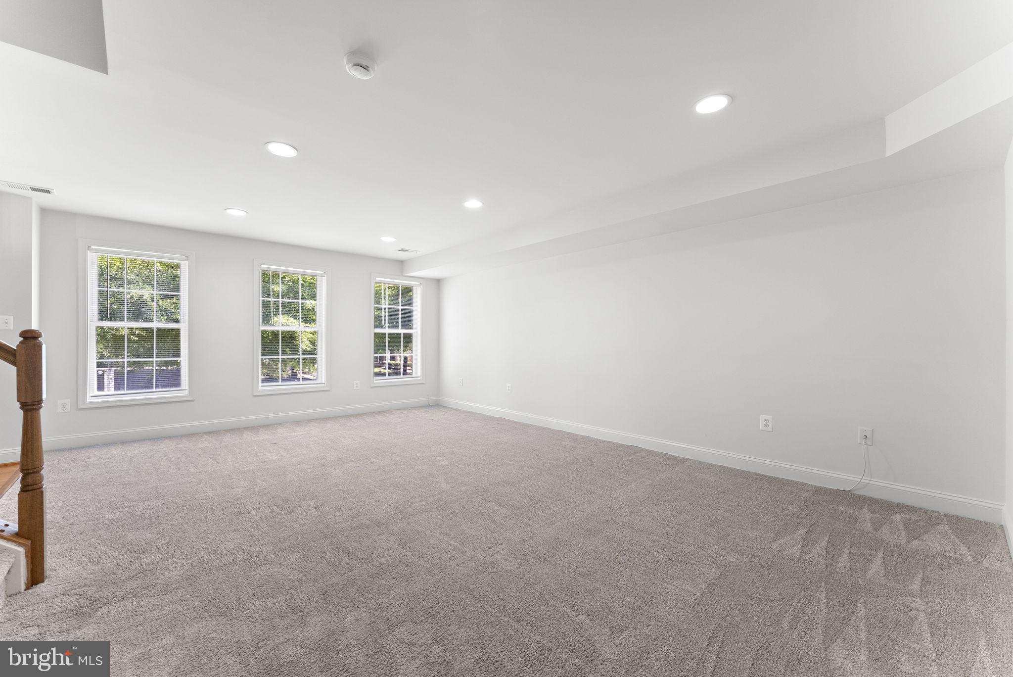 SOUTH VILLAGE - Residential