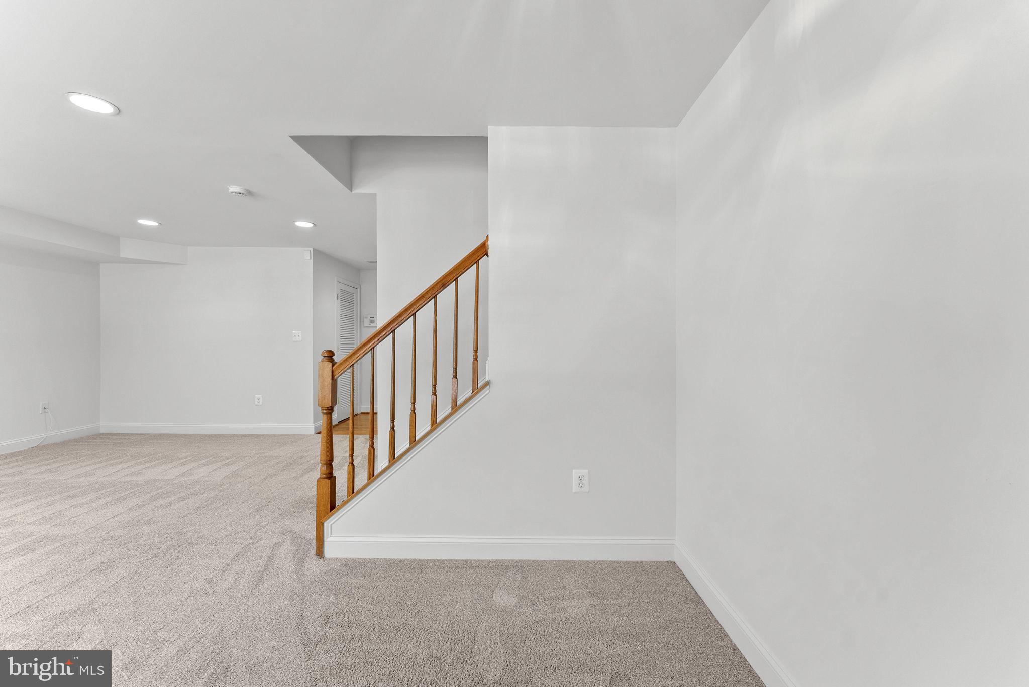SOUTH VILLAGE - Residential