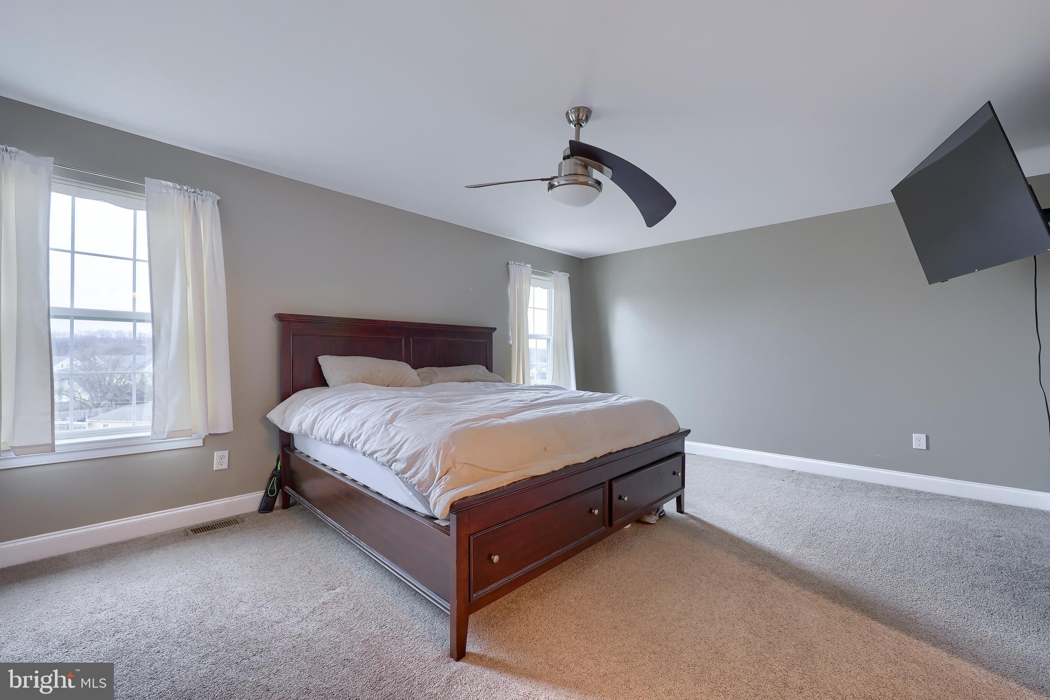 PARKSIDE TOWNHOMES - Residential