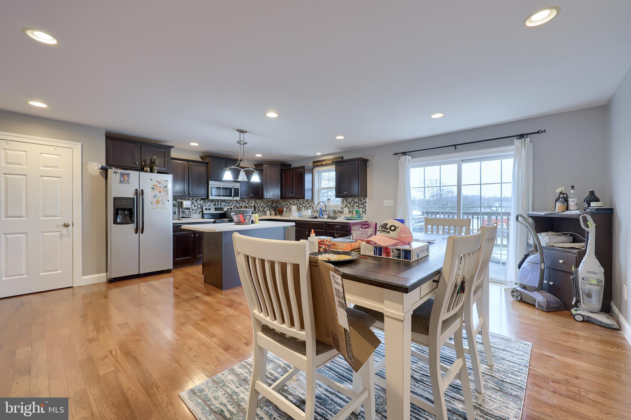 PARKSIDE TOWNHOMES - Residential