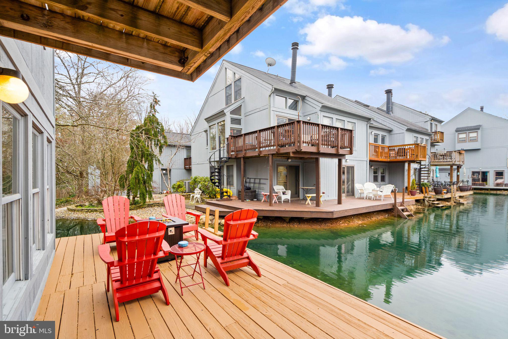 THE WHARF CLUSTER - Residential
