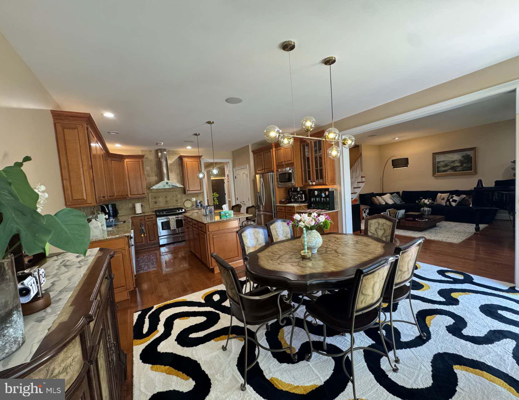 FOXCROFT OF BLUE B - Residential