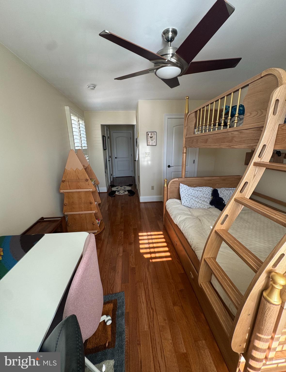 FOXCROFT OF BLUE B - Residential