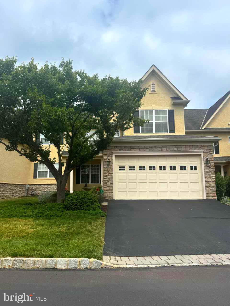 FOXCROFT OF BLUE B - Residential