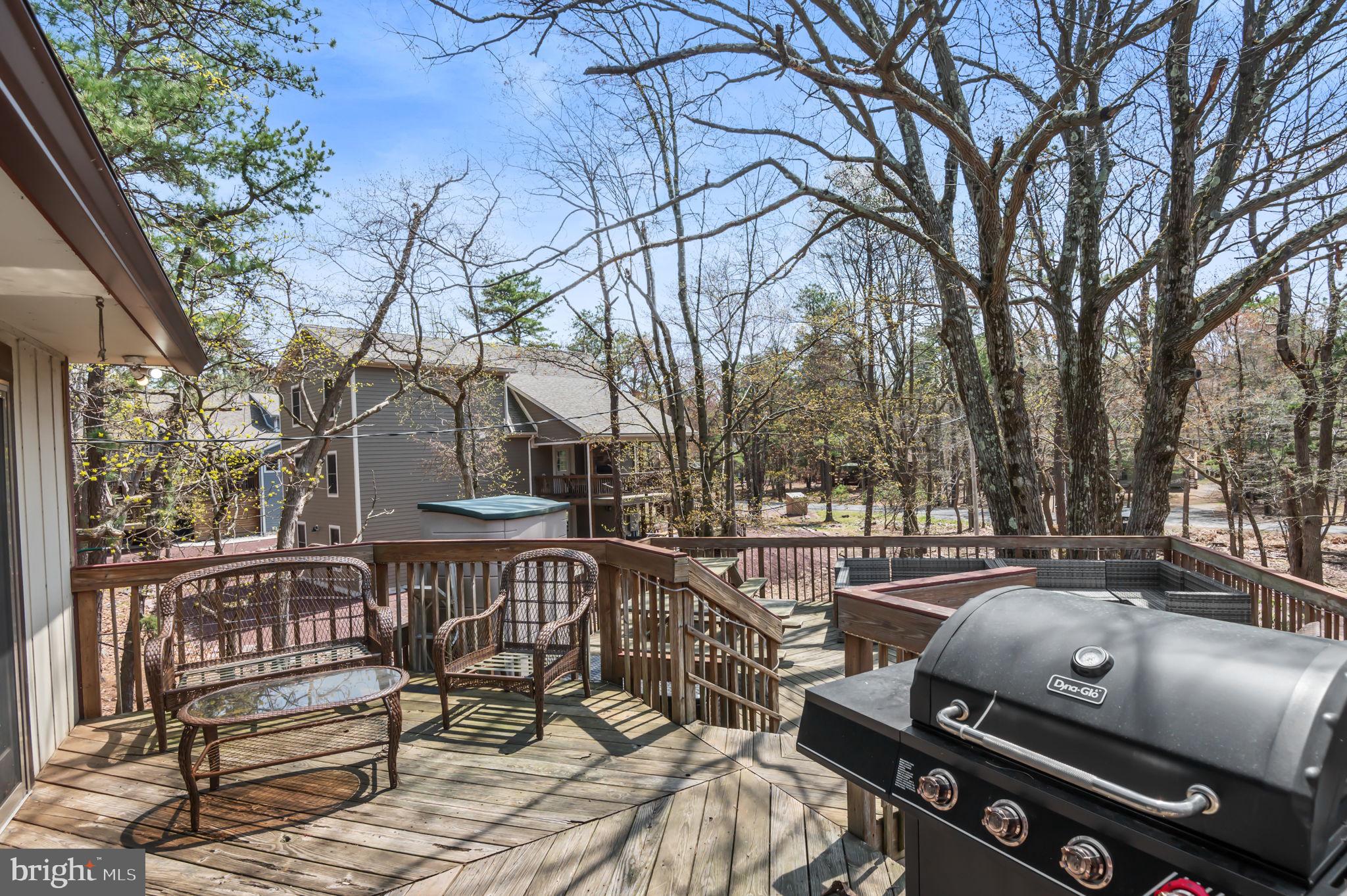 LAKE HARMONY ESTATES - Residential