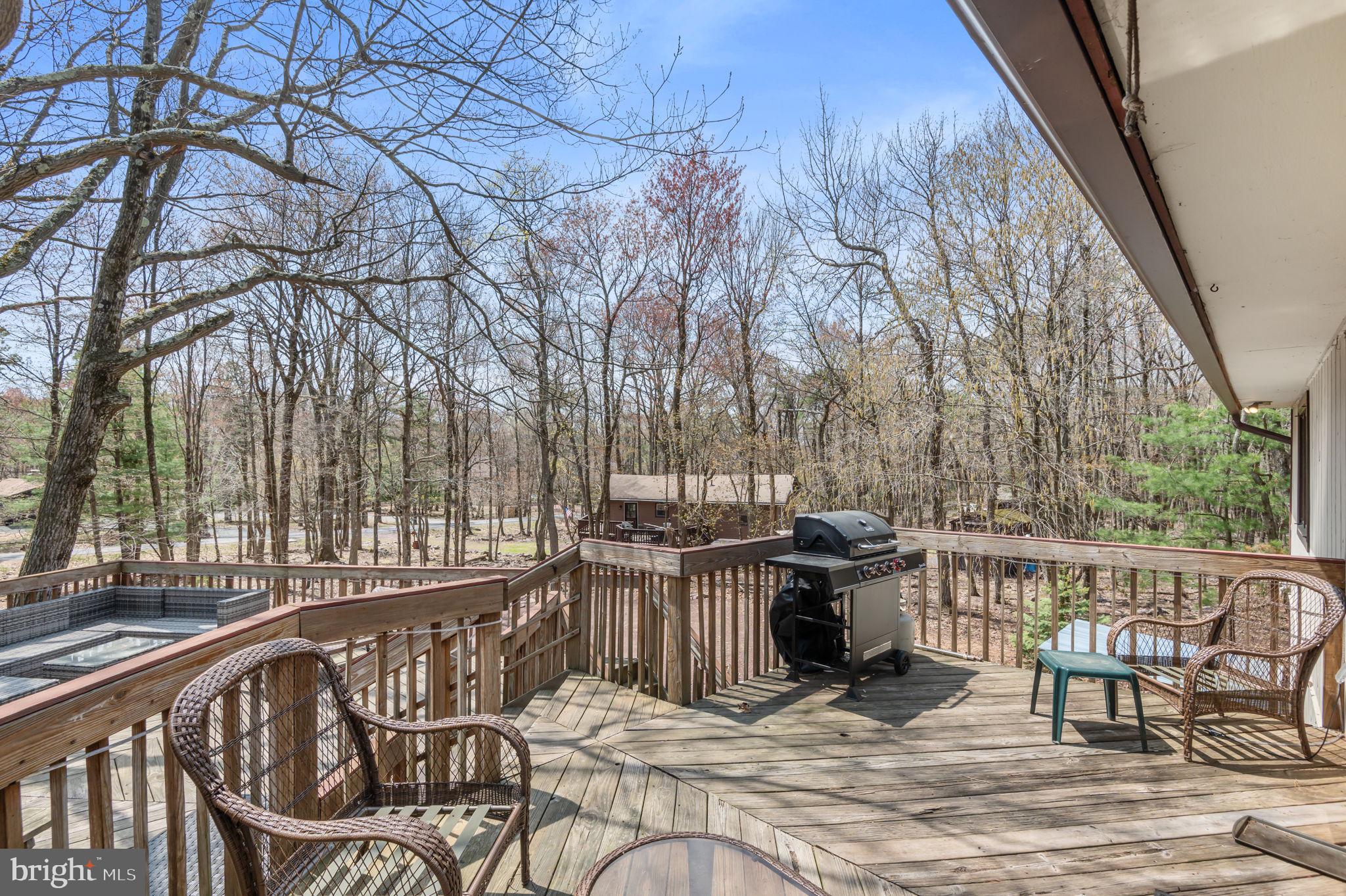 LAKE HARMONY ESTATES - Residential