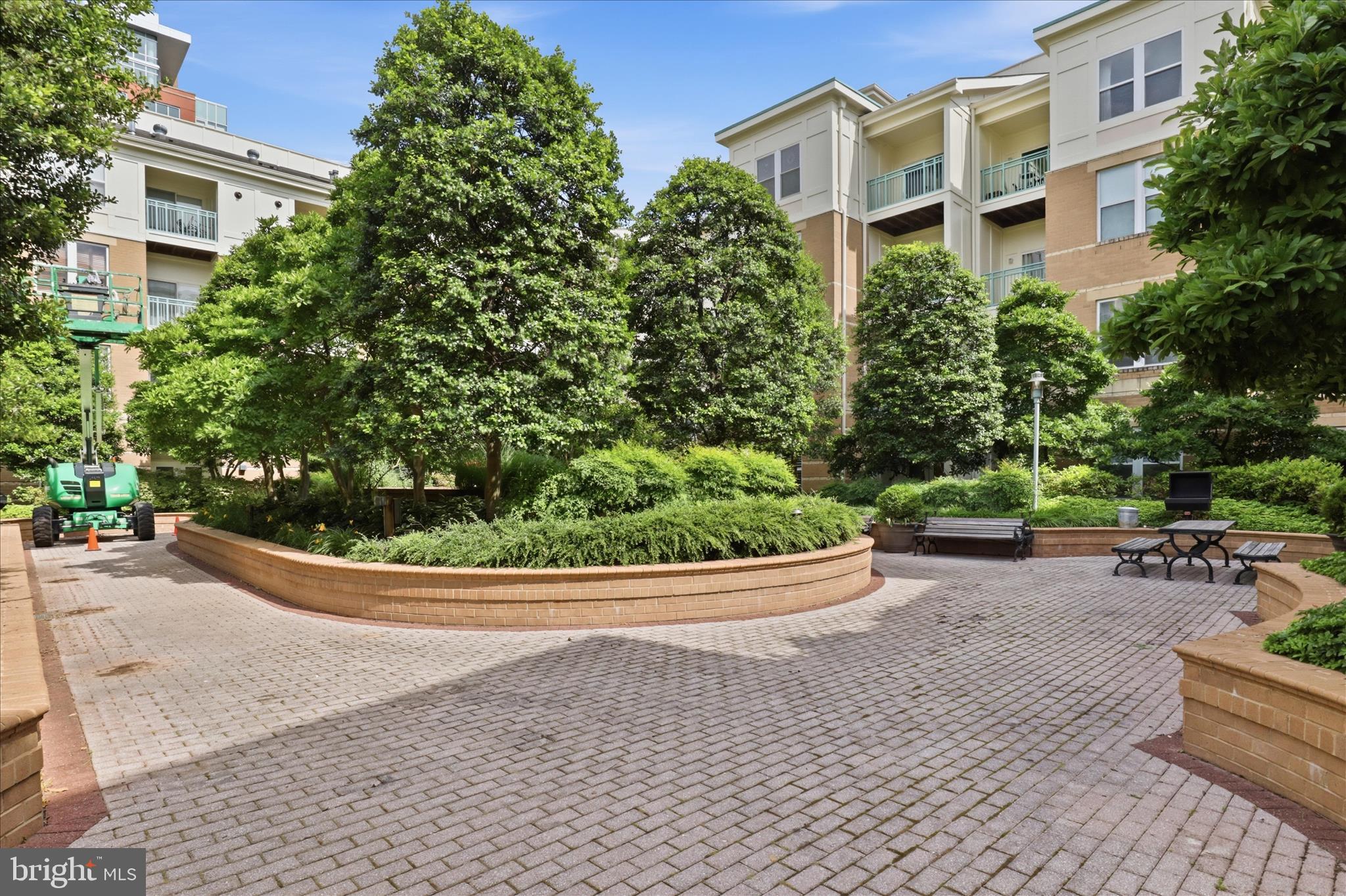 MARKET STREET AT TOWN CENTER - Residential