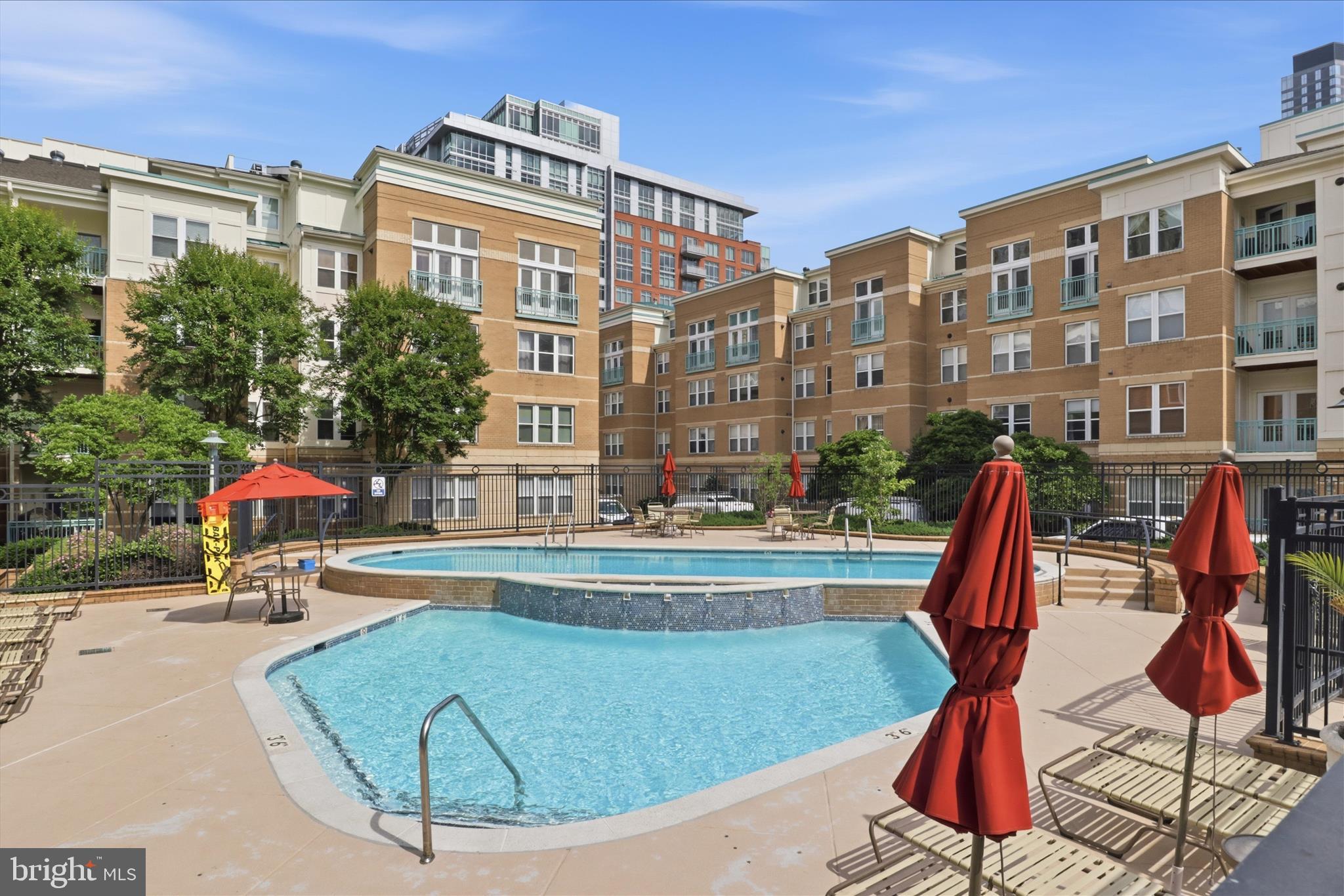 MARKET STREET AT TOWN CENTER - Residential