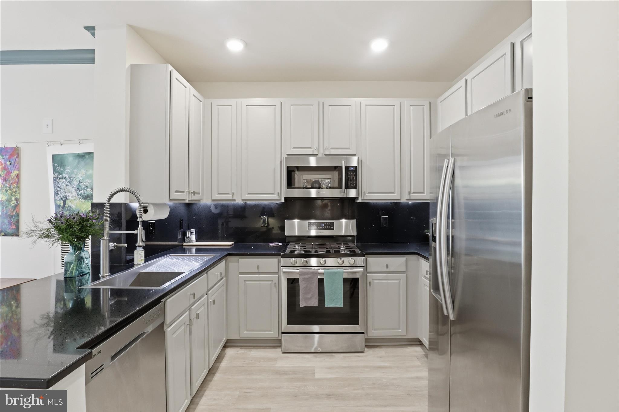 MARKET STREET AT TOWN CENTER - Residential