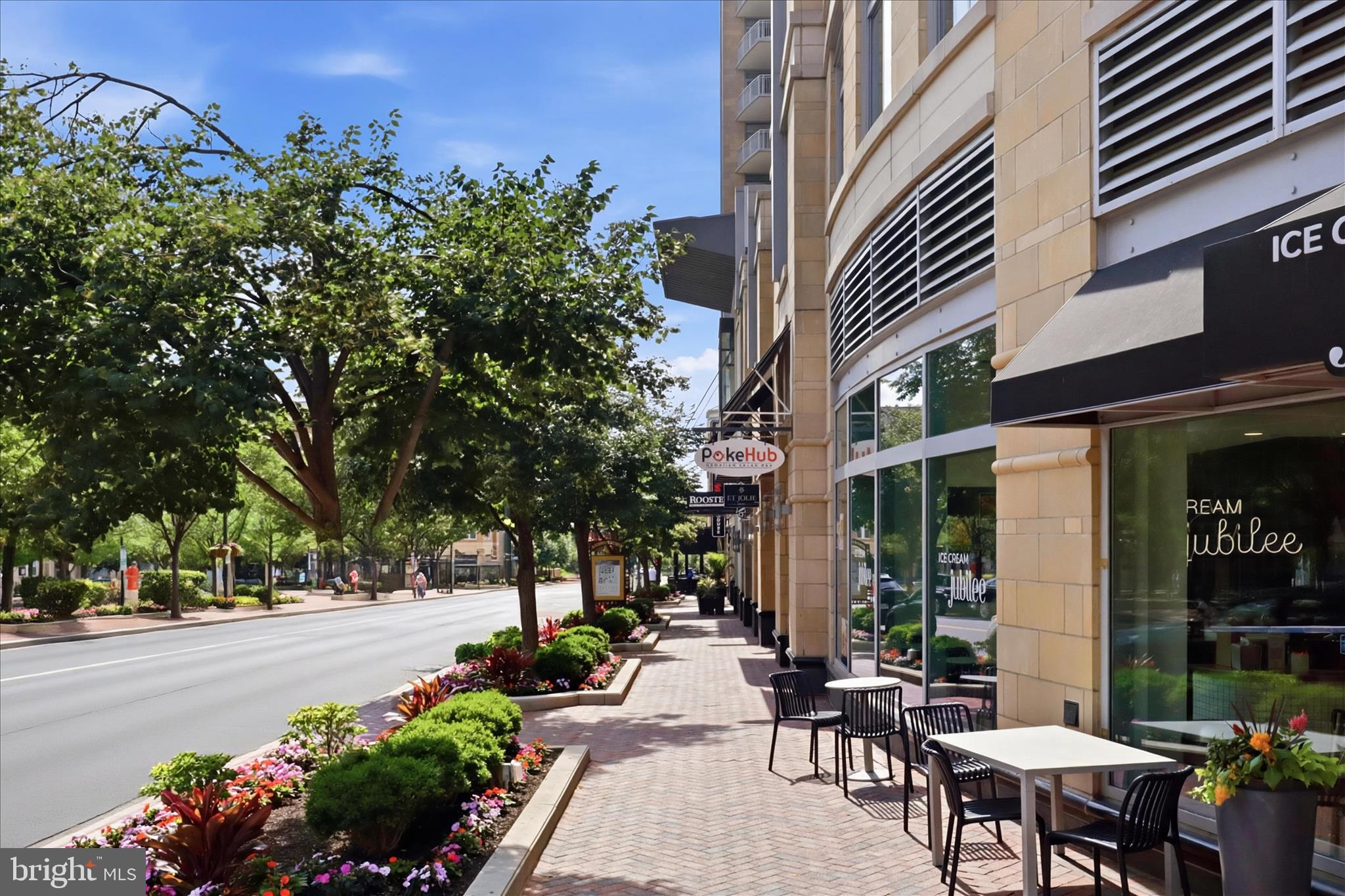 MARKET STREET AT TOWN CENTER - Residential
