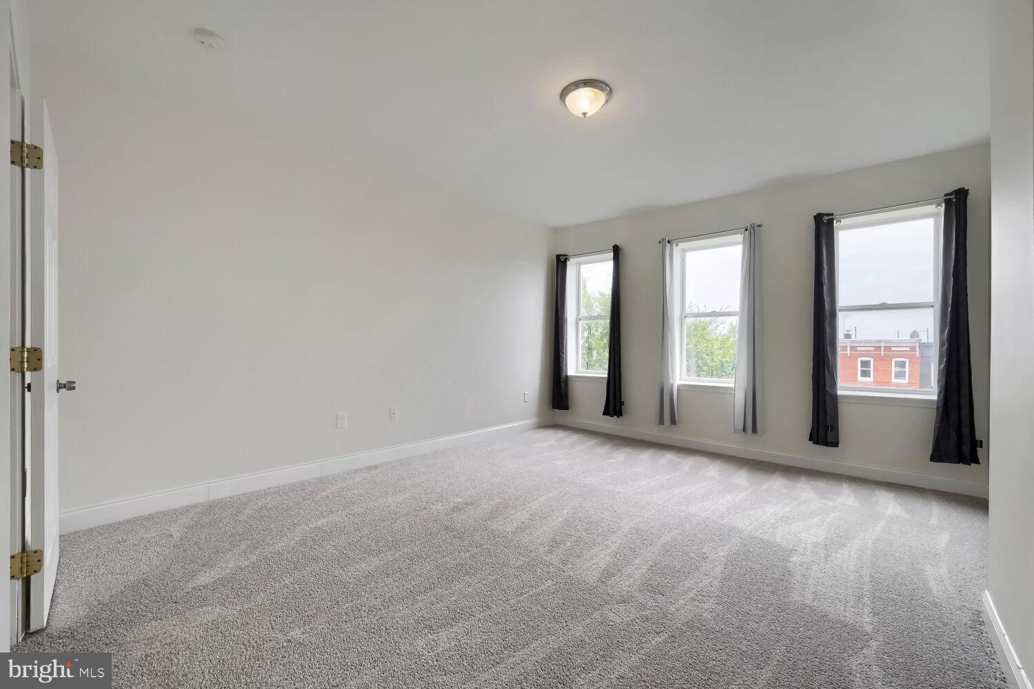 OLIVER - Residential