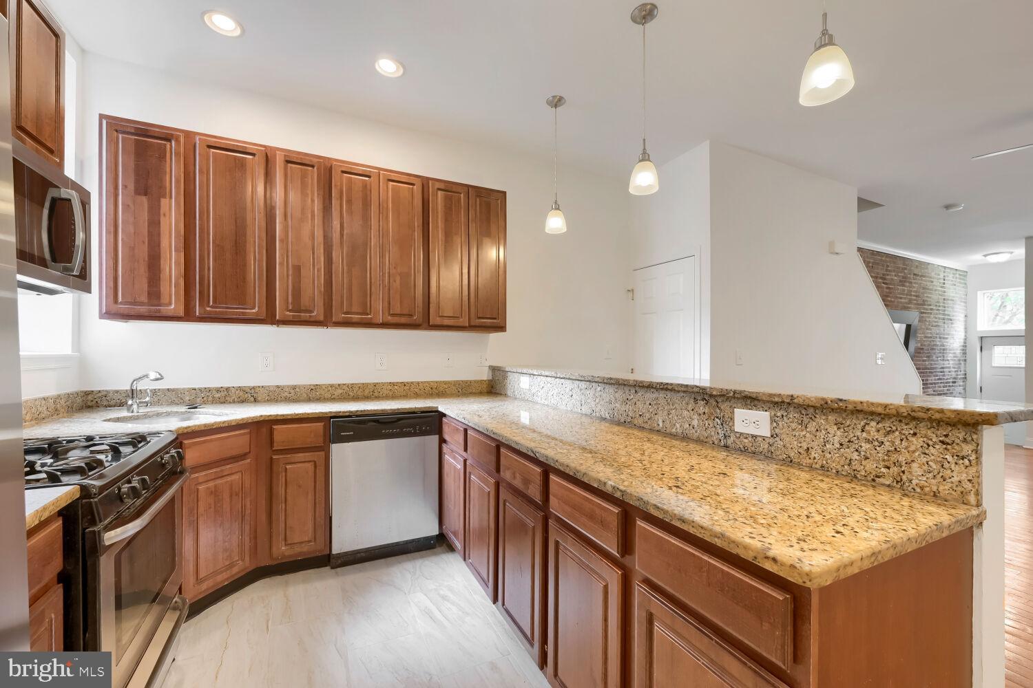 OLIVER - Residential
