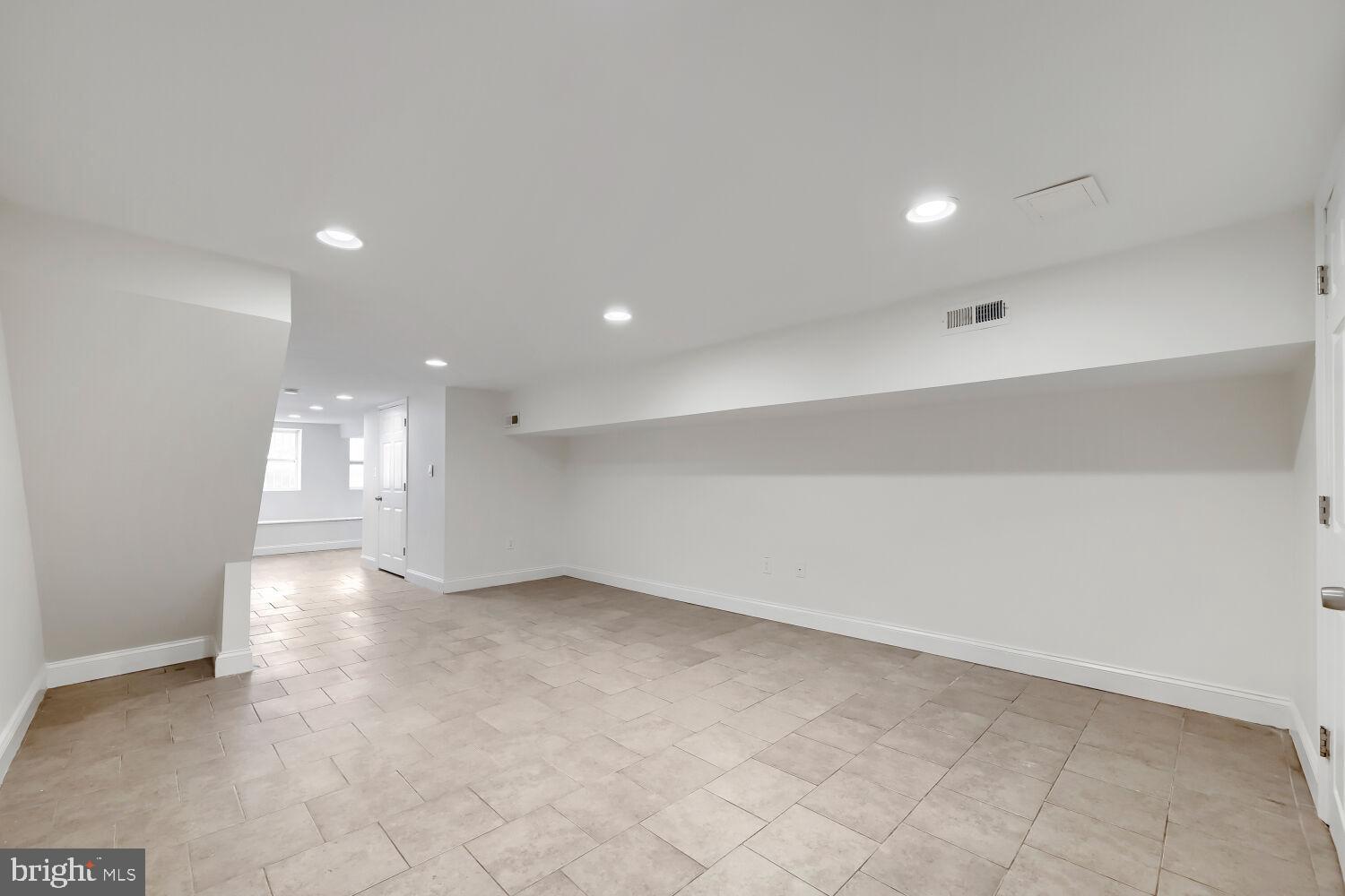 OLIVER - Residential