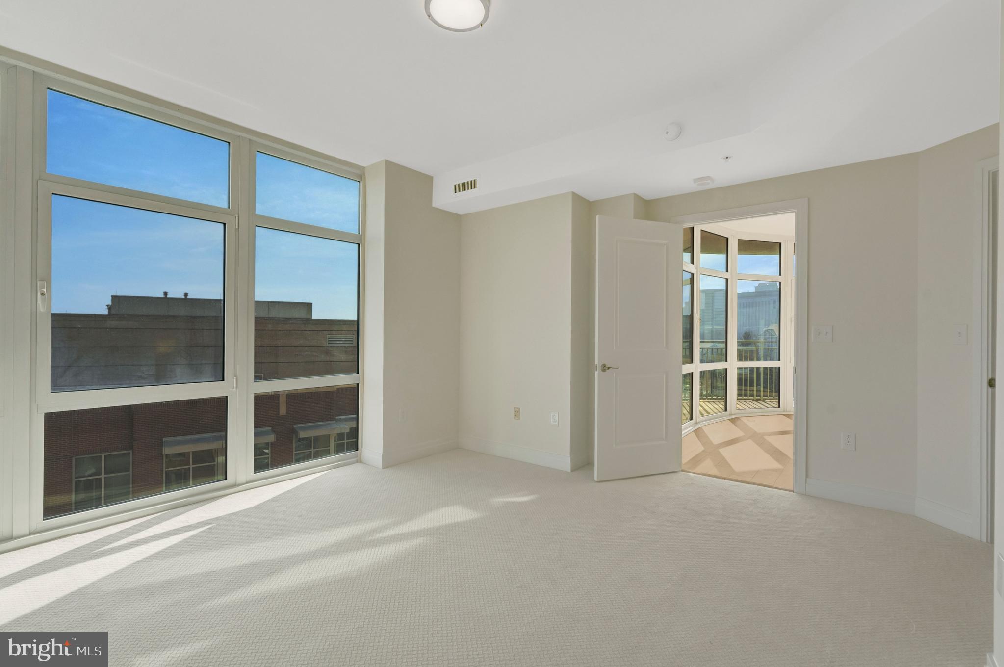 ONE PARK CREST CONDOMINIUM - Residential