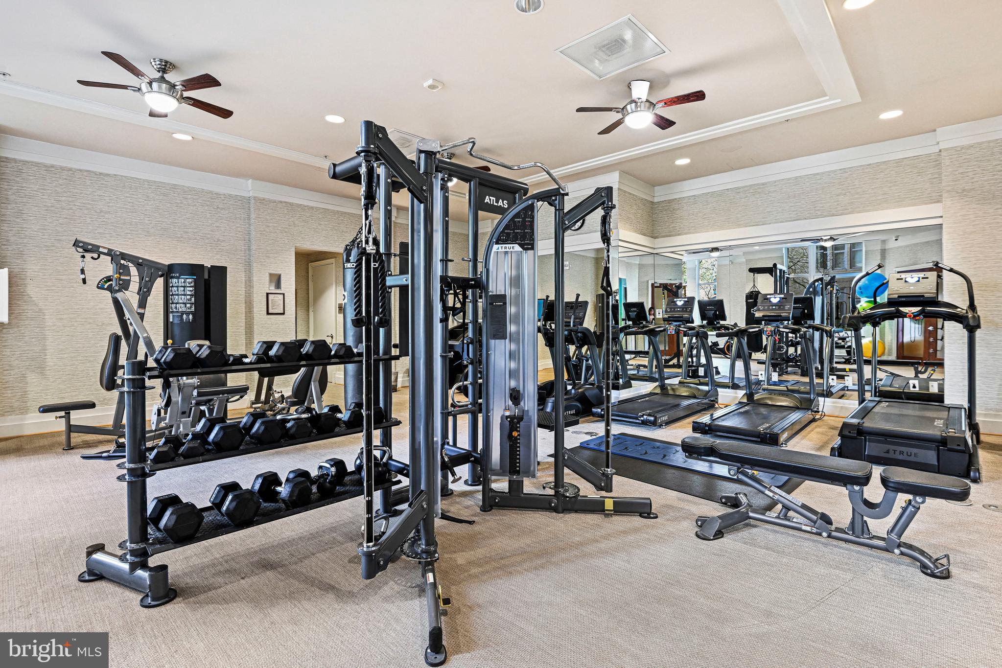 ONE PARK CREST CONDOMINIUM - Residential