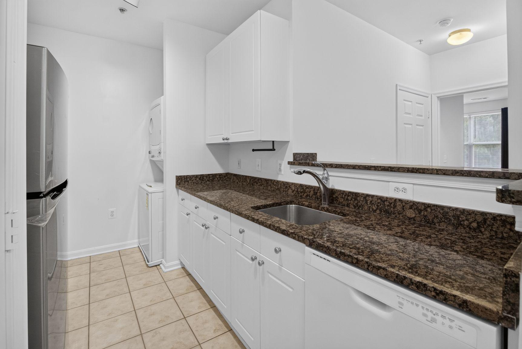 MARQUIS AT VIENNA STATION - Residential