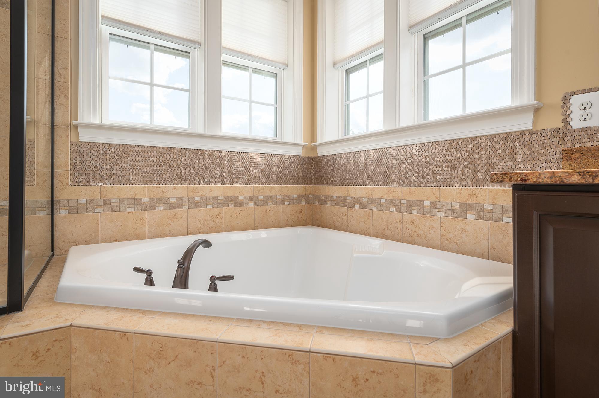 URBANA HIGHLANDS - Residential