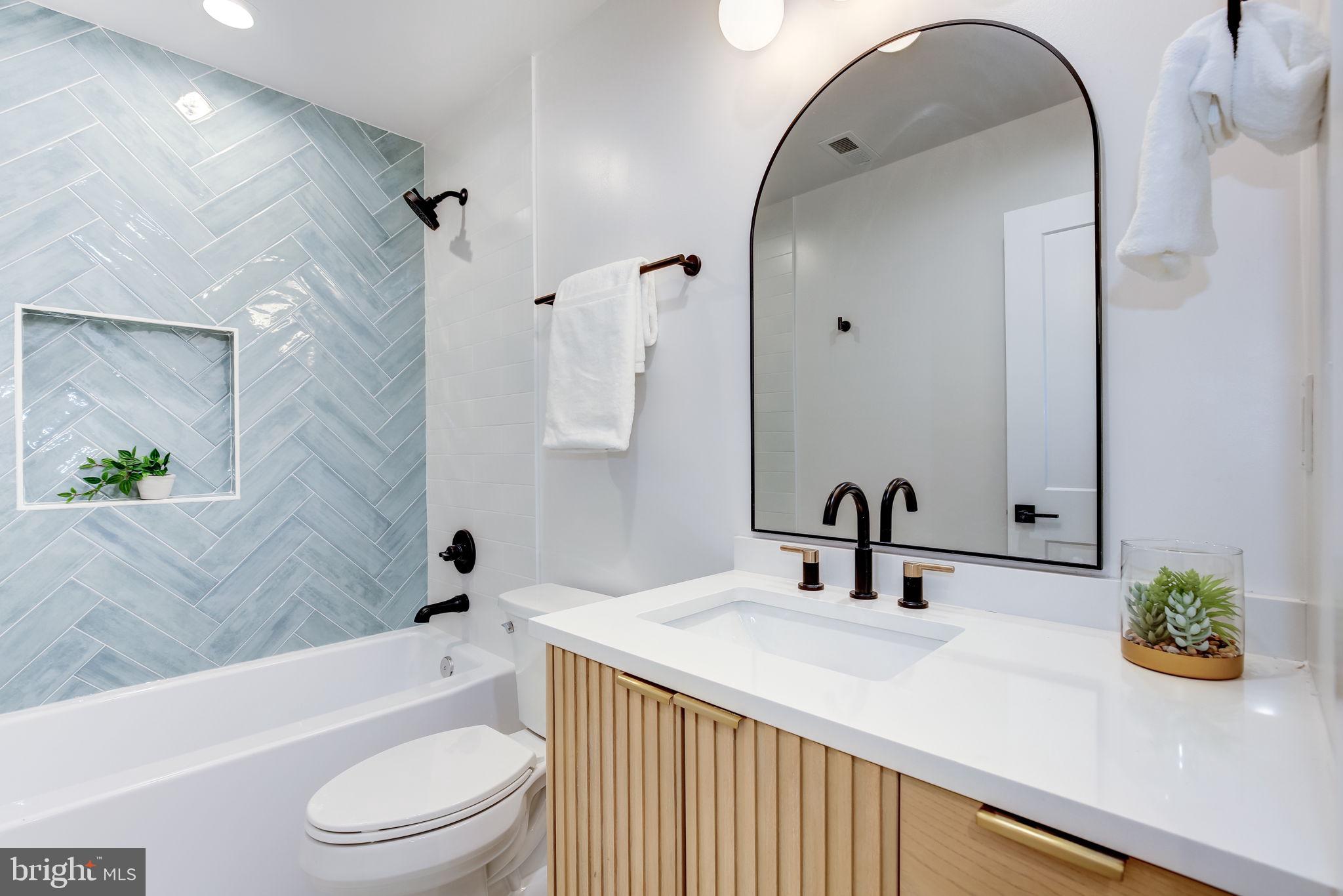 TAKOMA PARK - Residential