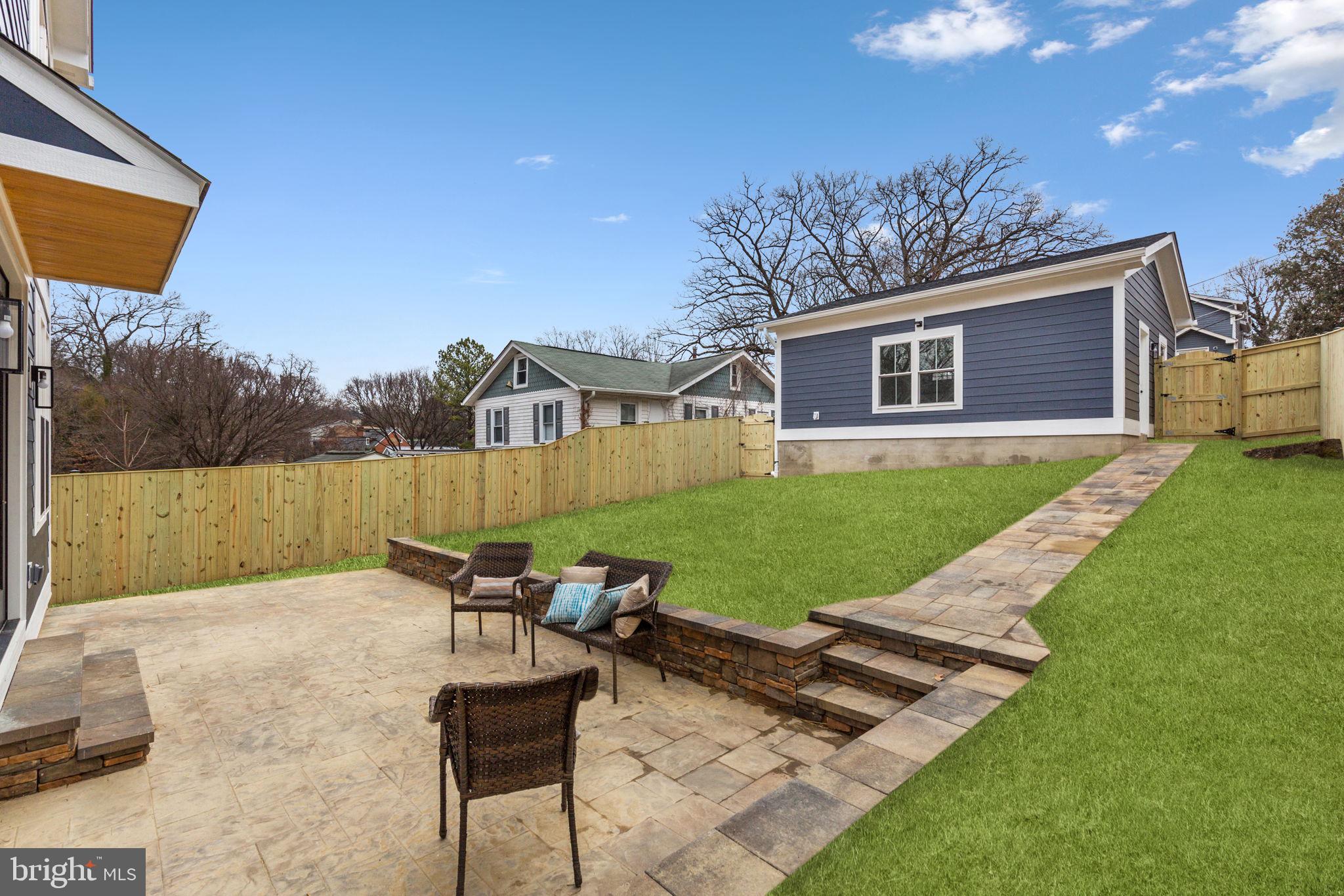 TAKOMA PARK - Residential