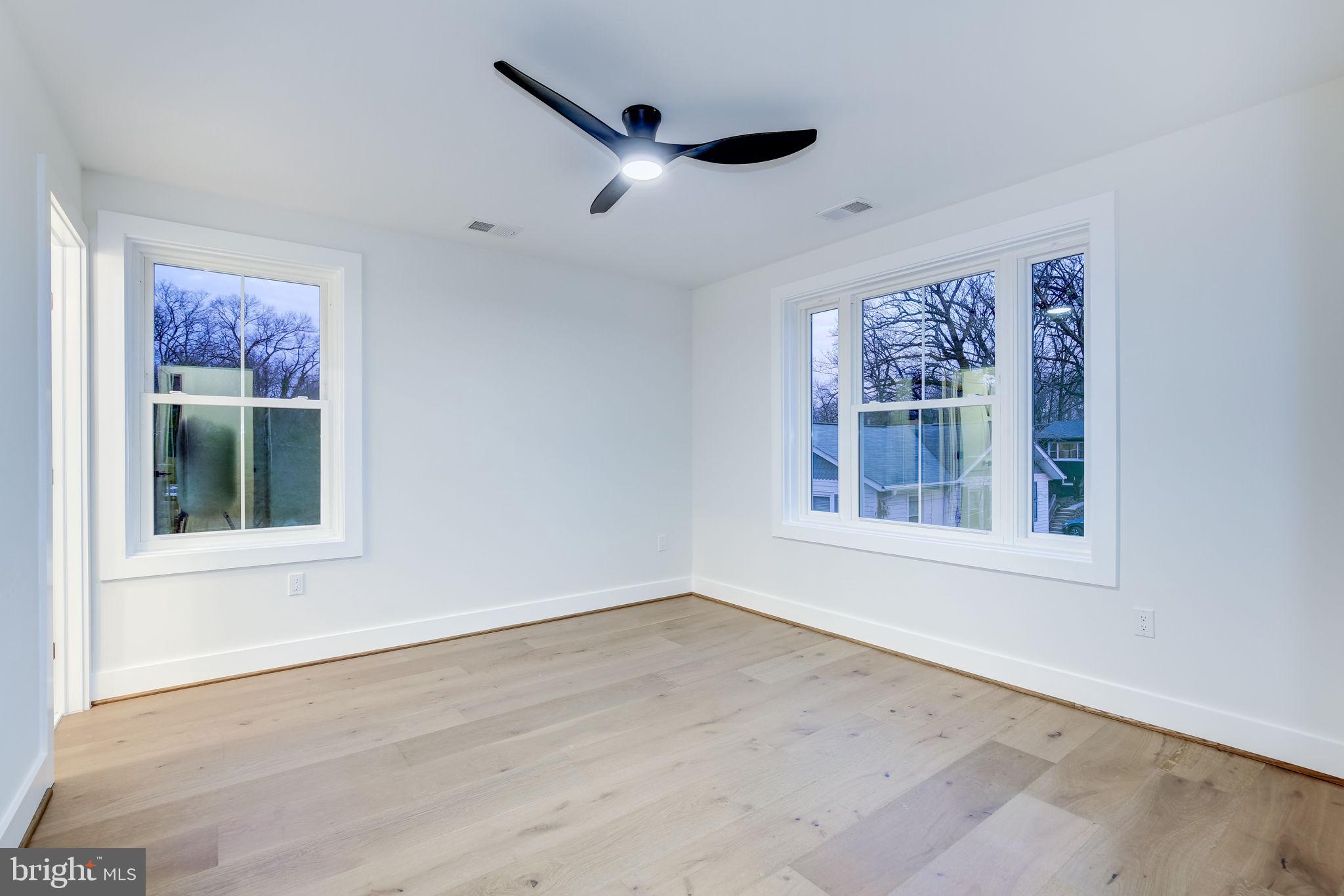 TAKOMA PARK - Residential