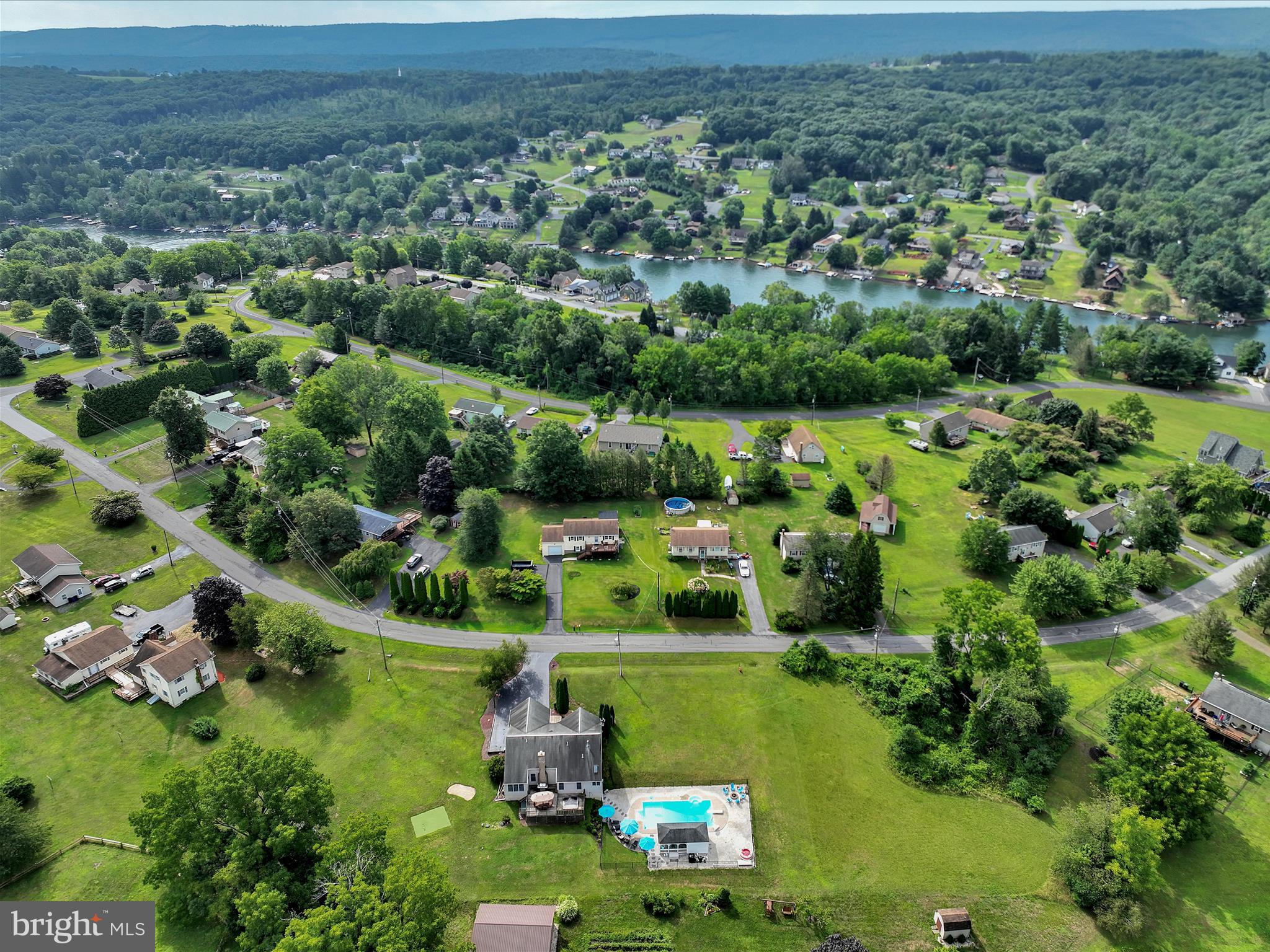 LAKE WYNONAH - Residential