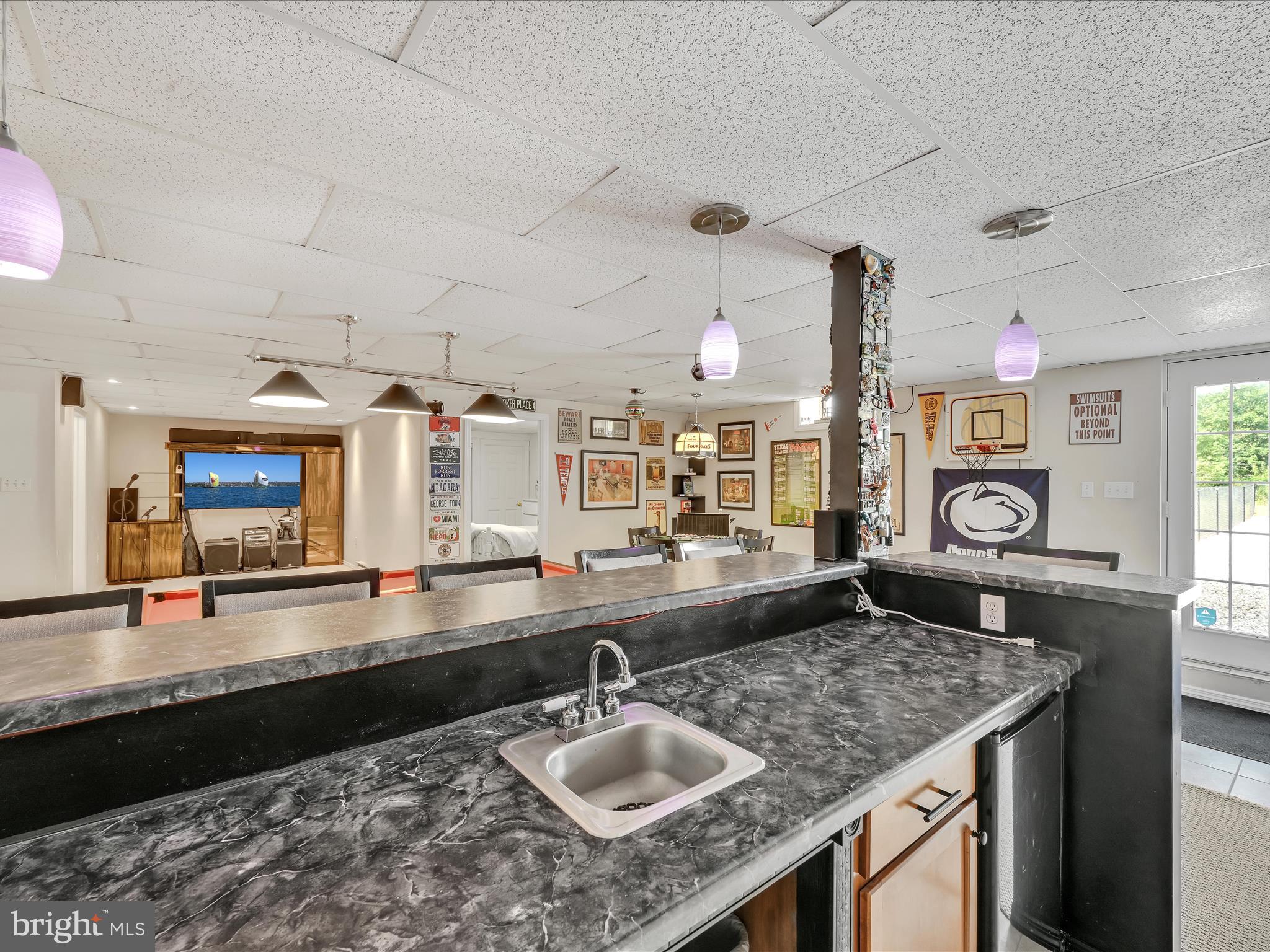 LAKE WYNONAH - Residential