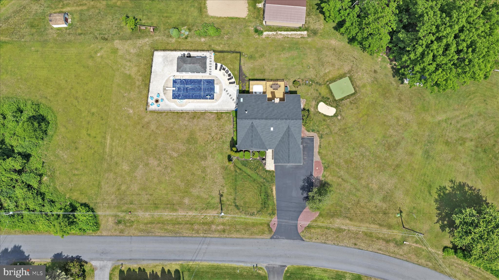 LAKE WYNONAH - Residential