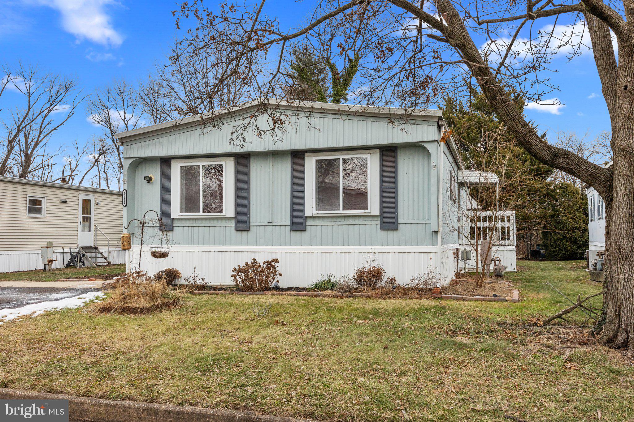 PENNWOOD CROSSING - Residential