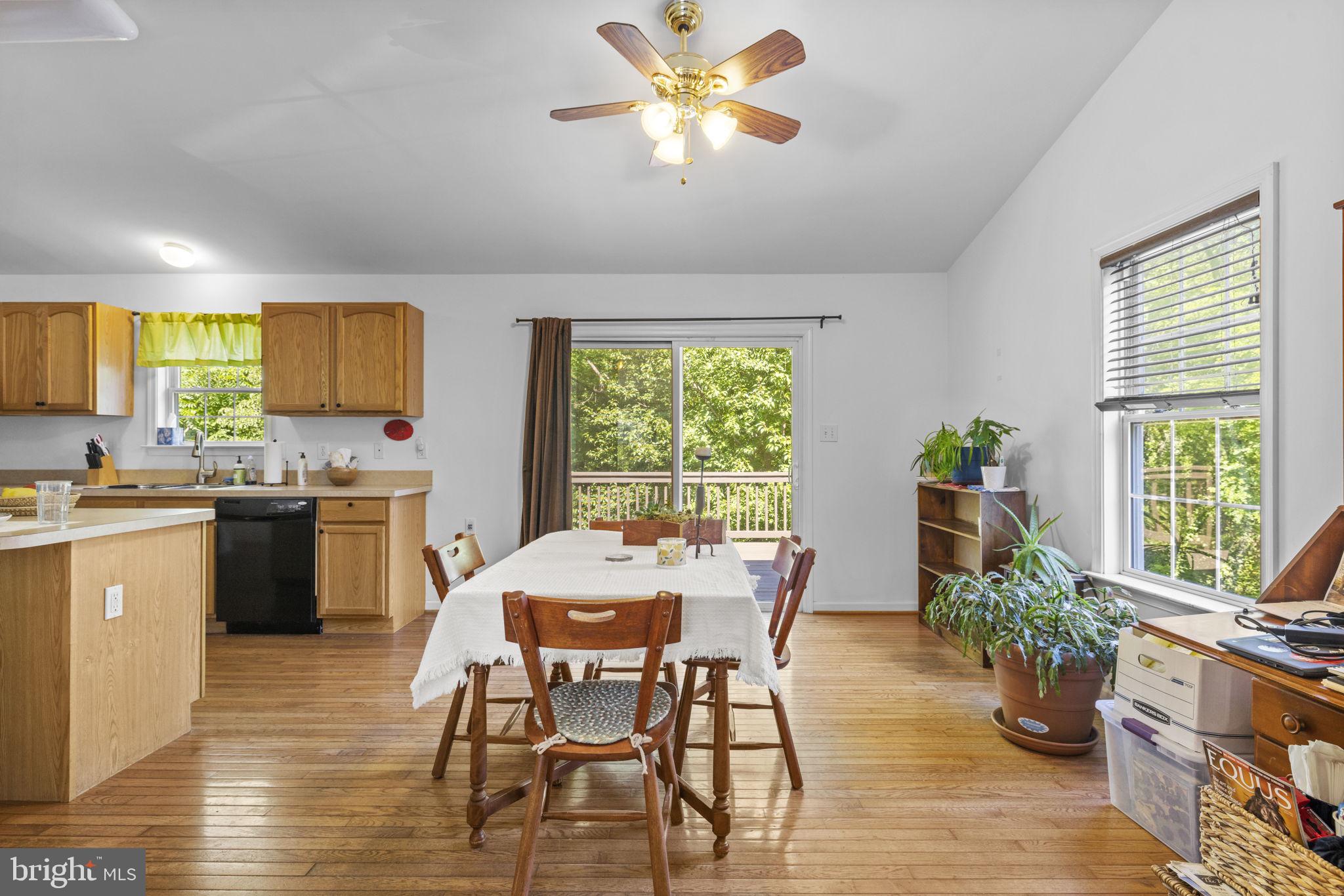 RIVERSIDE ACRES - Residential