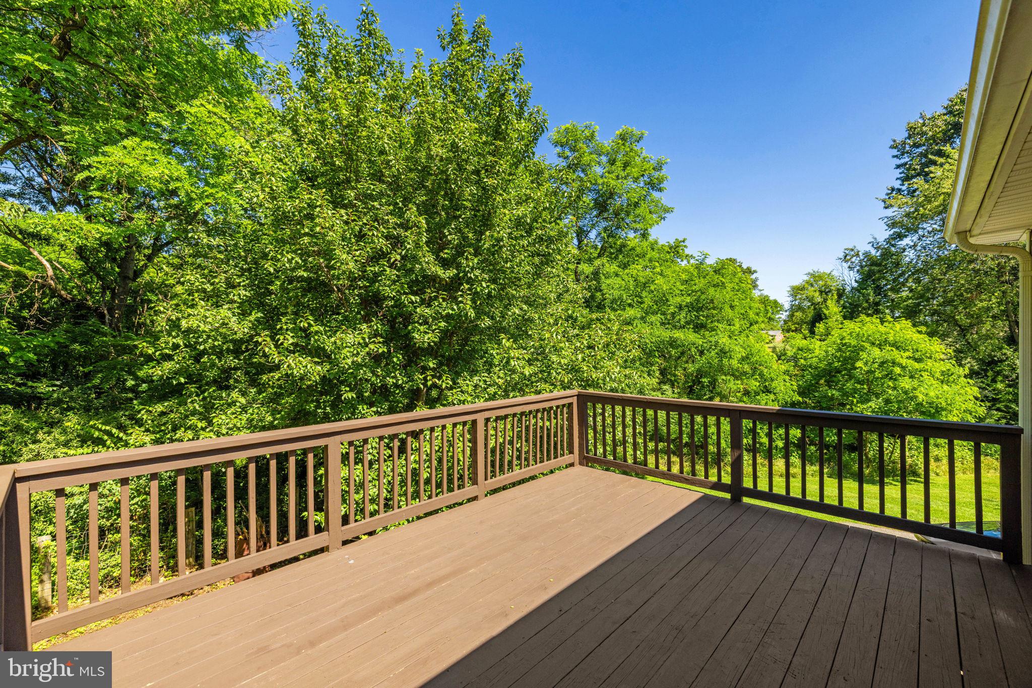 RIVERSIDE ACRES - Residential