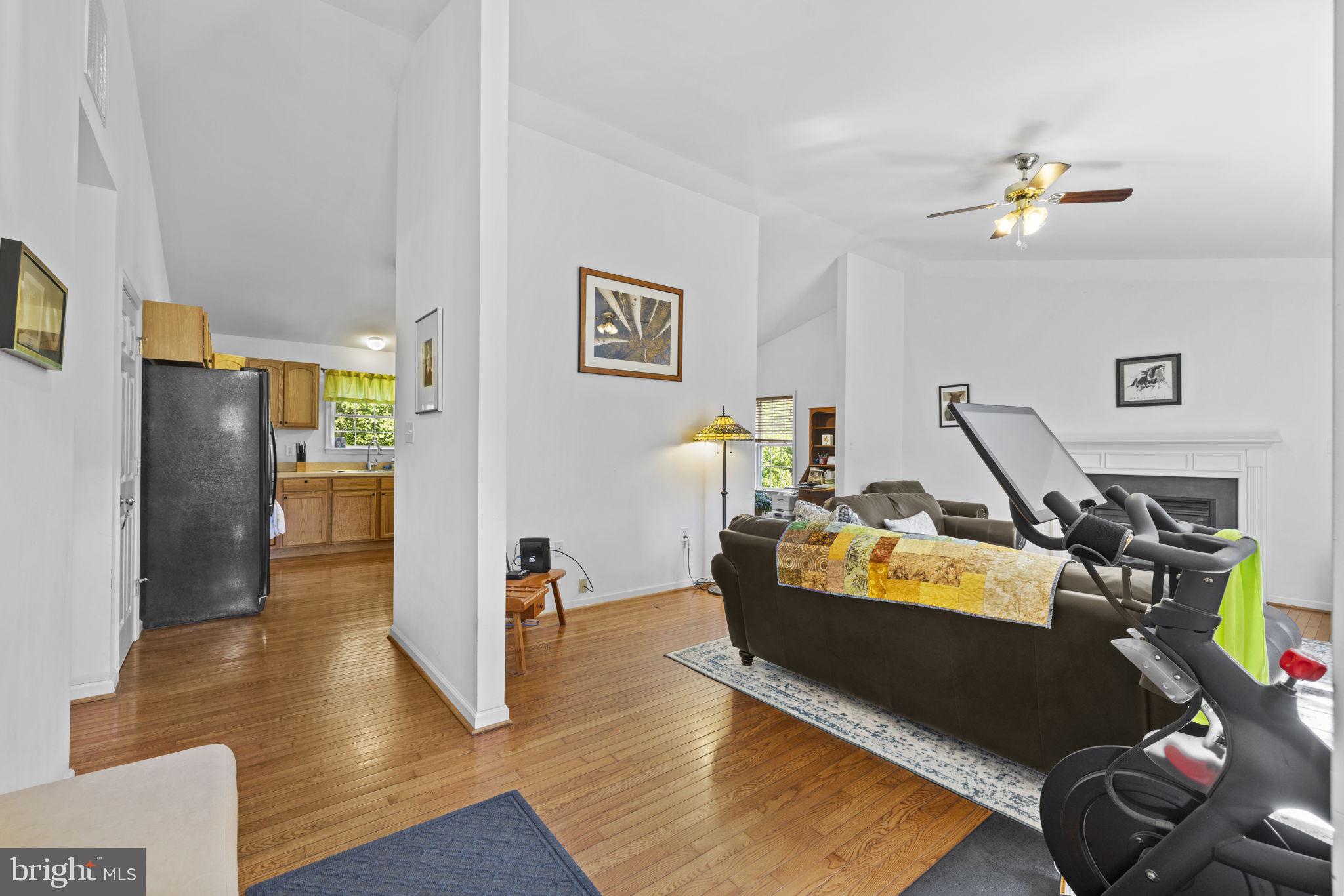 RIVERSIDE ACRES - Residential