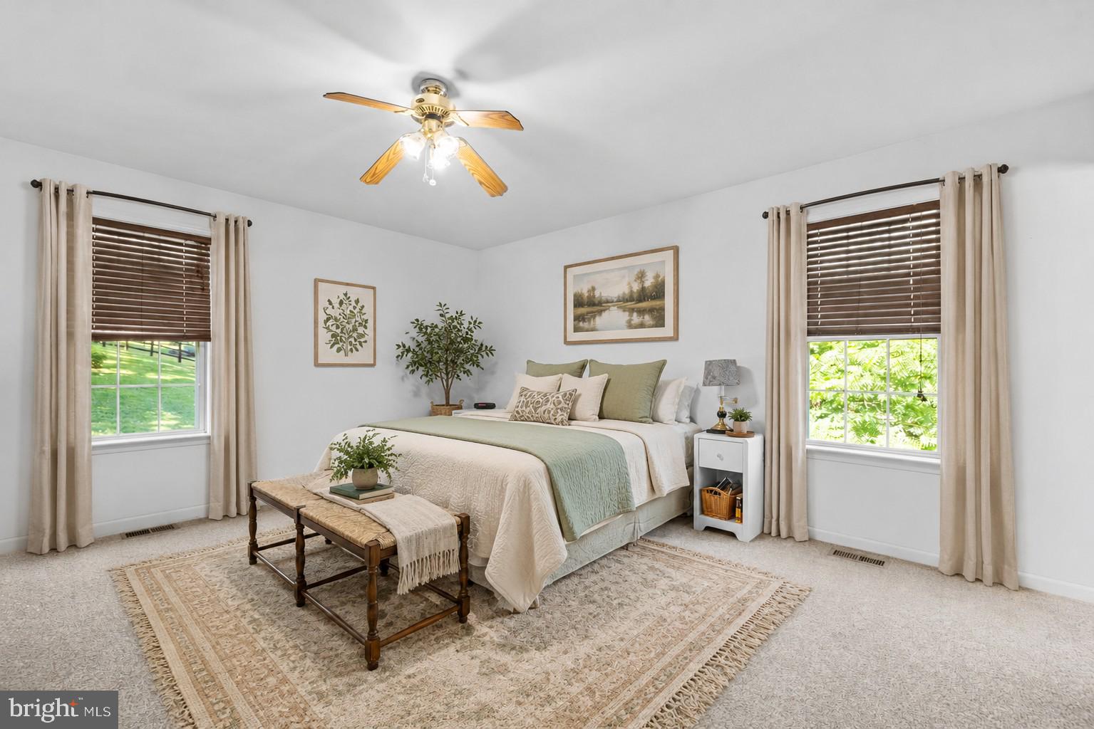 RIVERSIDE ACRES - Residential