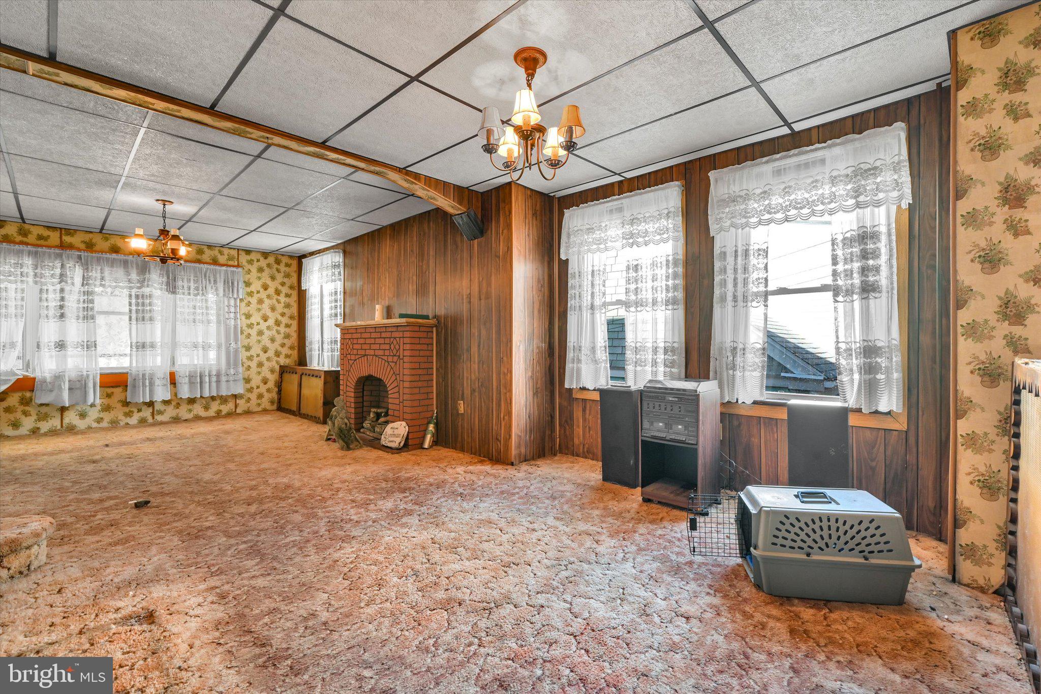 POTTSVILLE - Residential