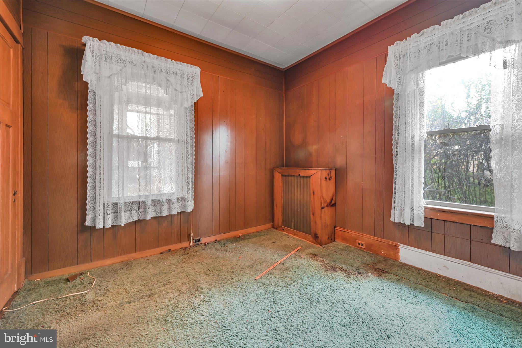 POTTSVILLE - Residential