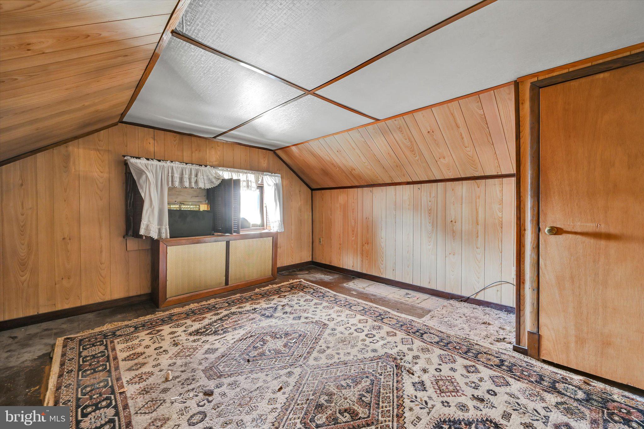 POTTSVILLE - Residential