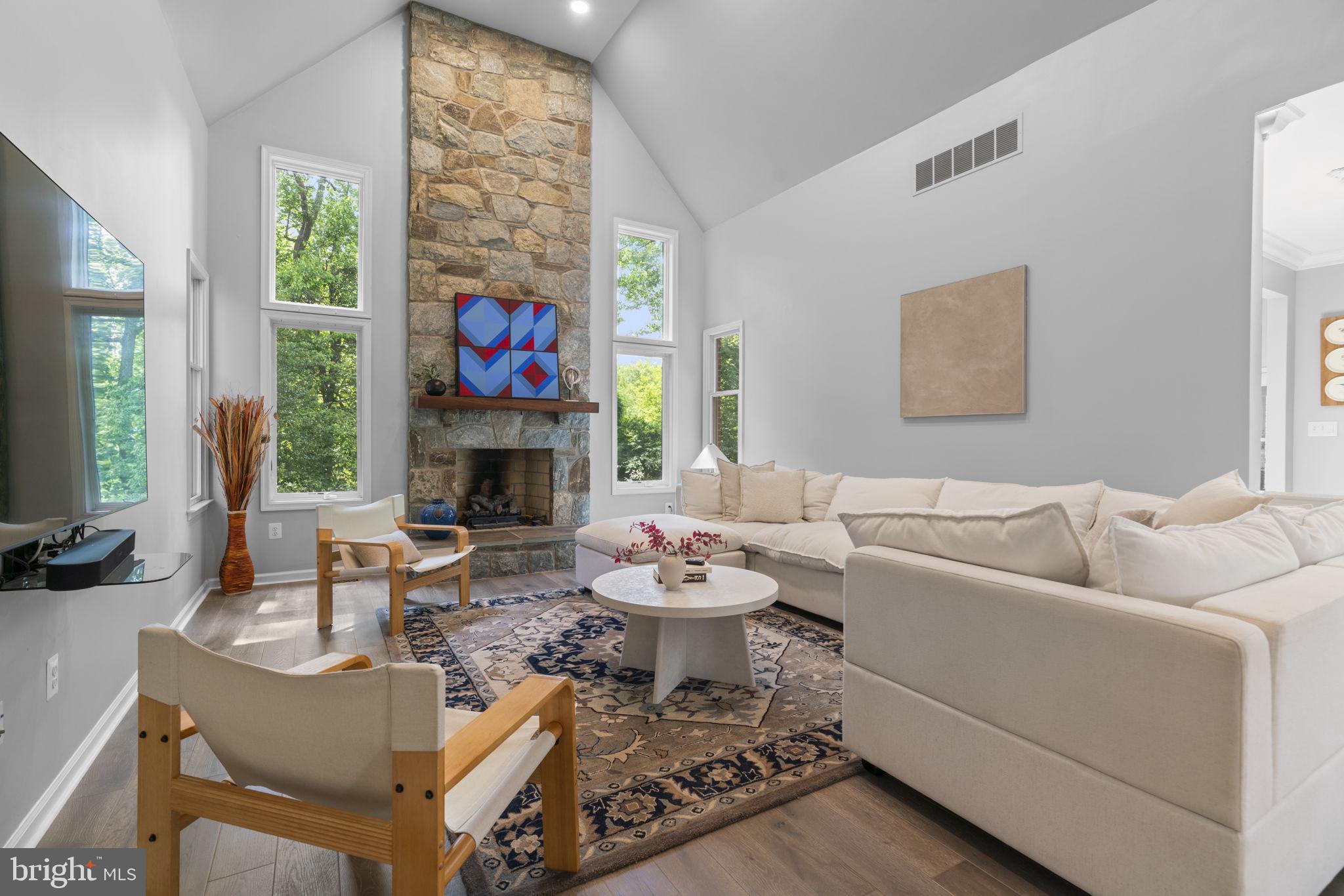 CLARKSVILLE HUNT - Residential