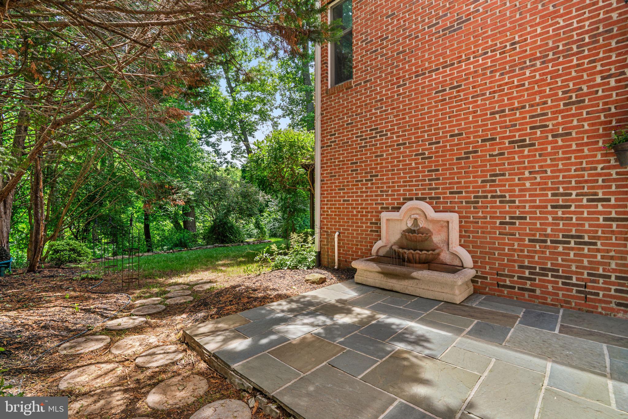 CLARKSVILLE HUNT - Residential