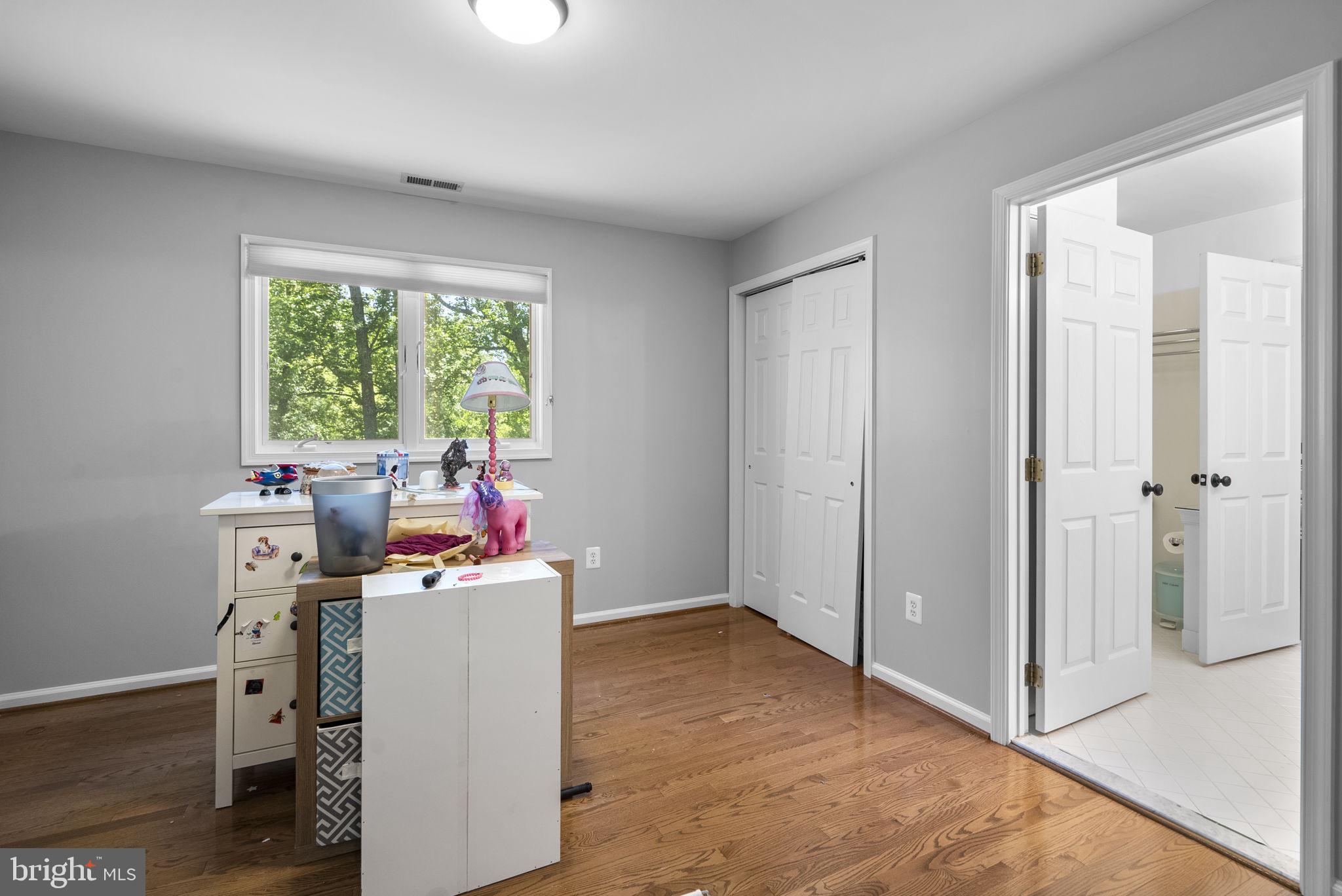 CLARKSVILLE HUNT - Residential