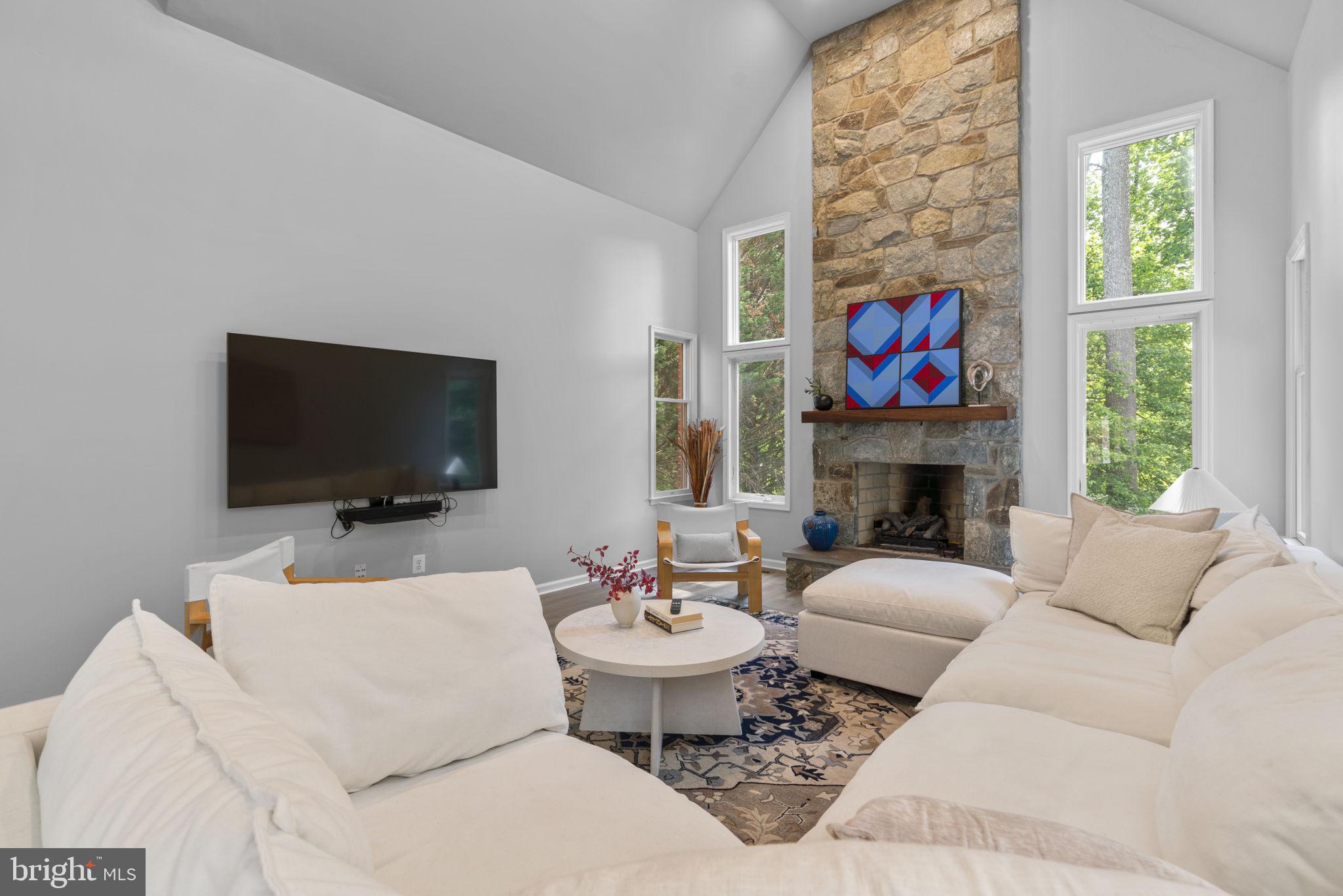 CLARKSVILLE HUNT - Residential