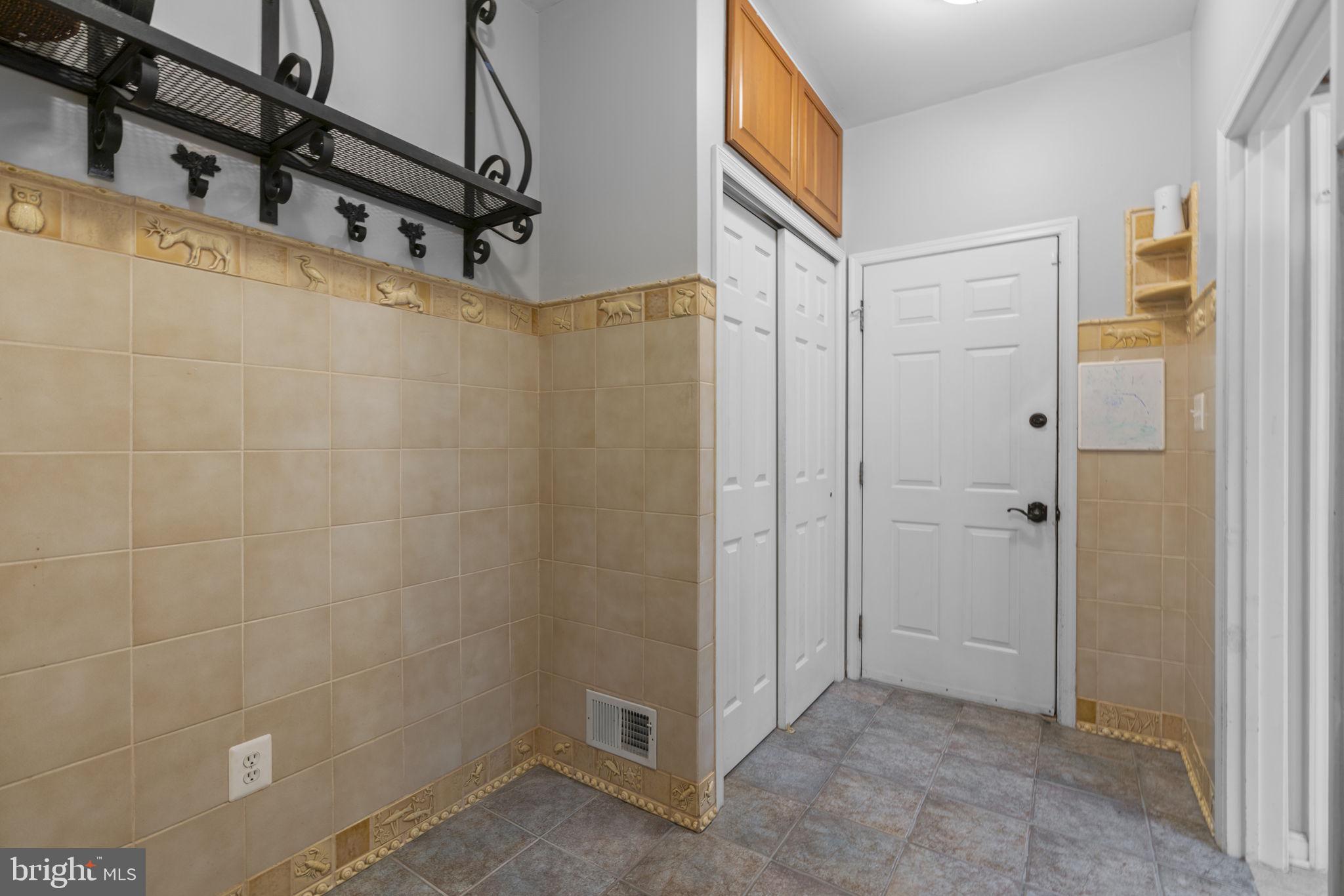 CLARKSVILLE HUNT - Residential