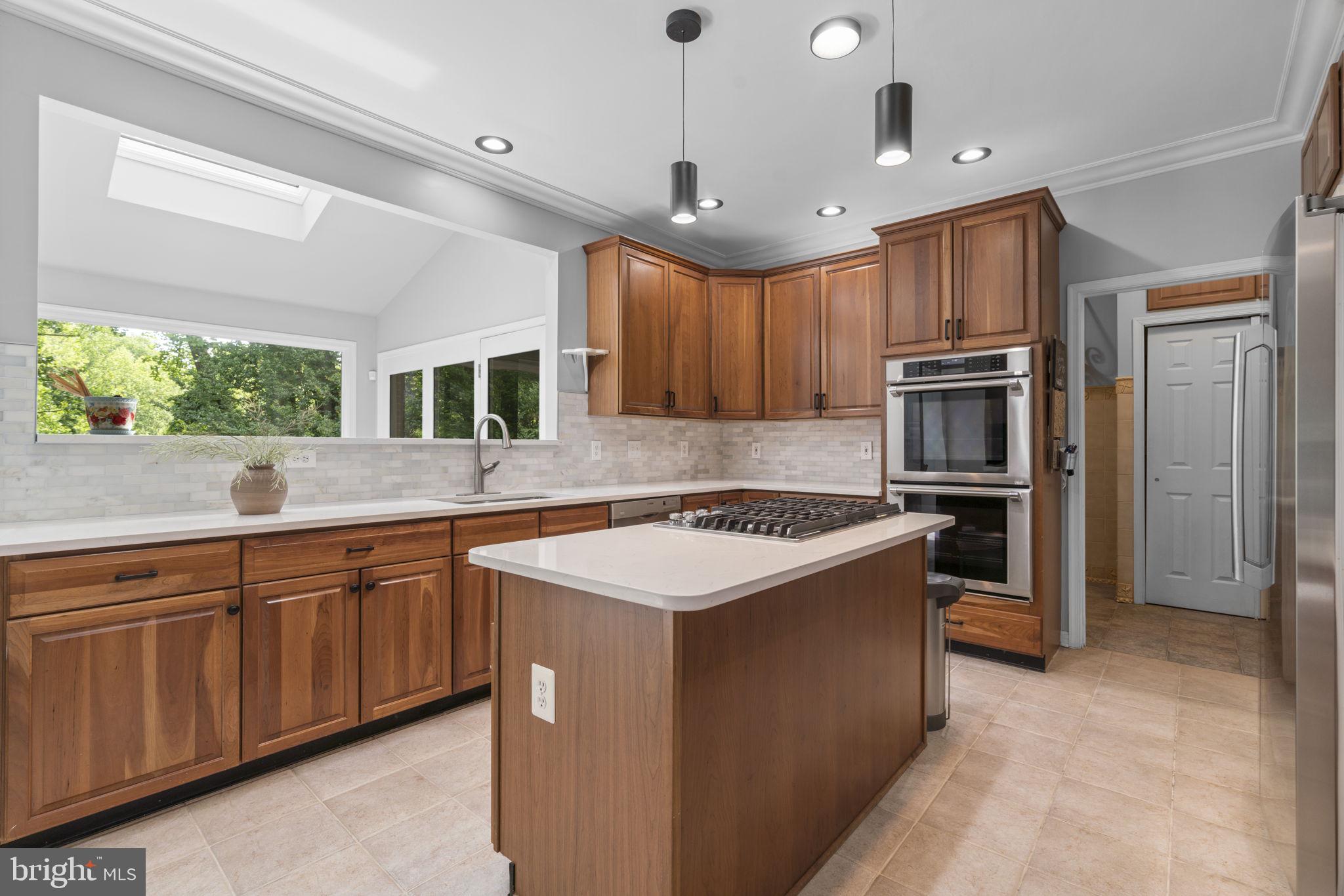 CLARKSVILLE HUNT - Residential