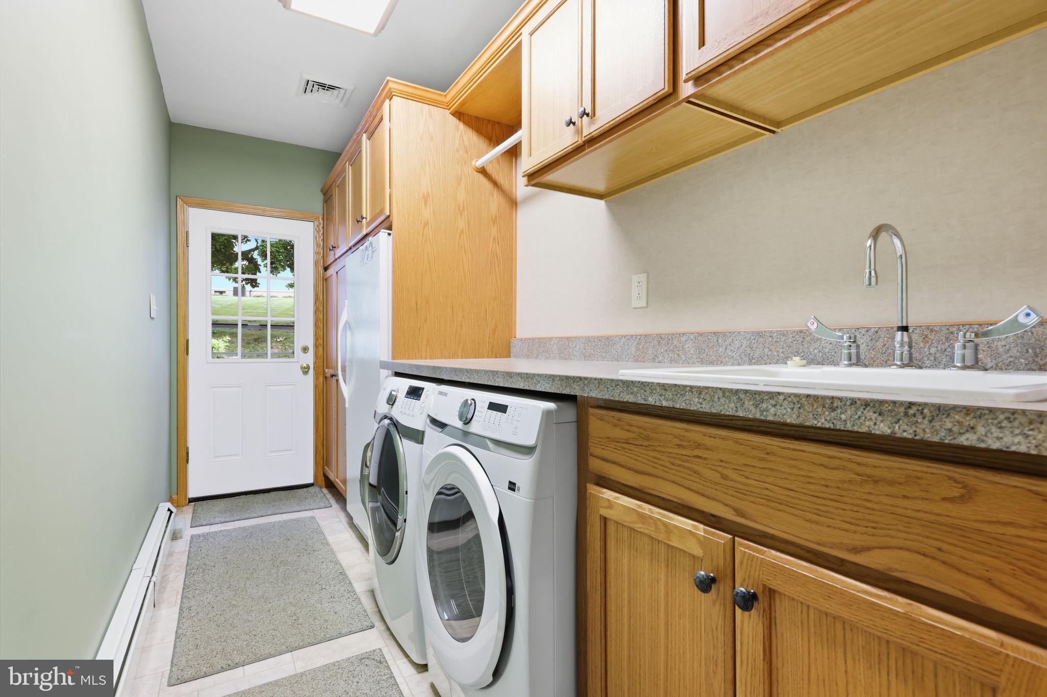 CHESTNUT HILL ACRES - Residential